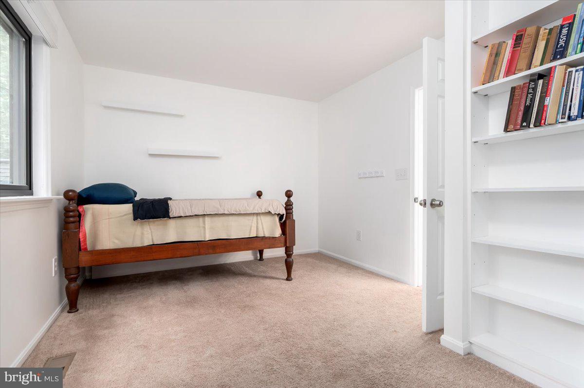 VALENTINE CREEK - Residential