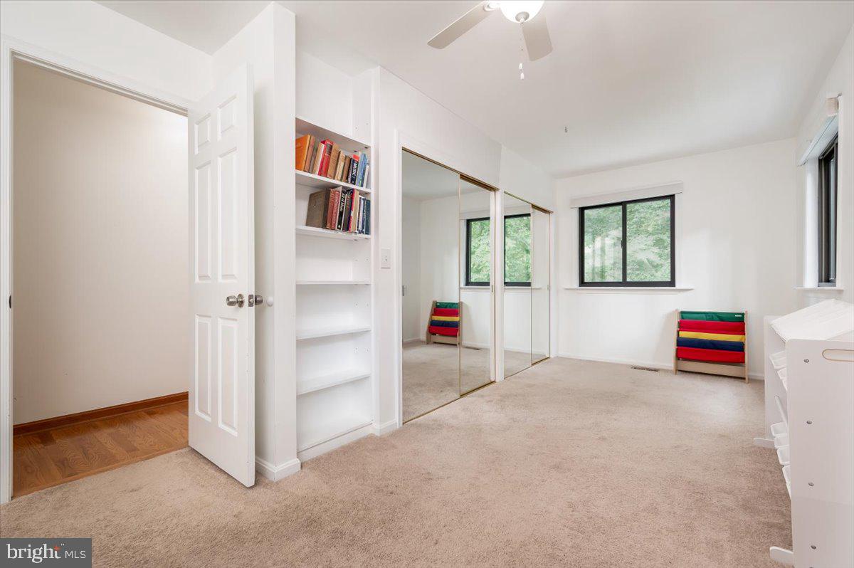 VALENTINE CREEK - Residential