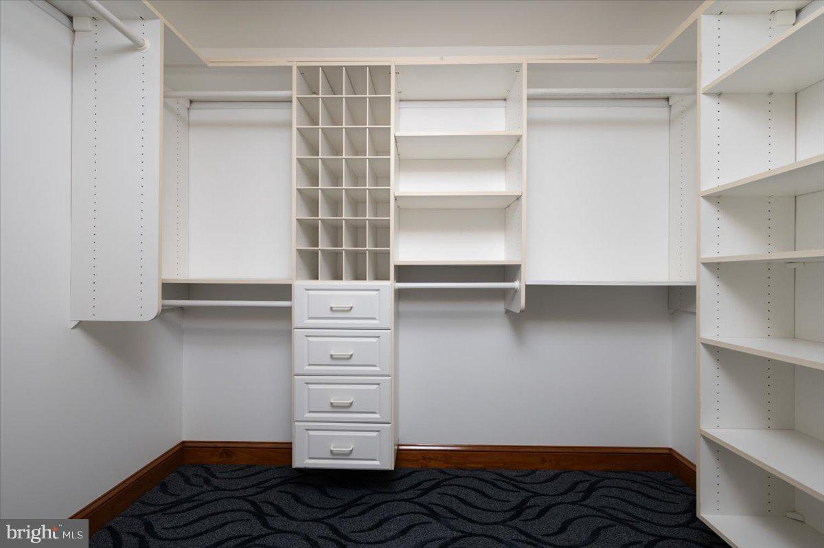 VALENTINE CREEK - Residential