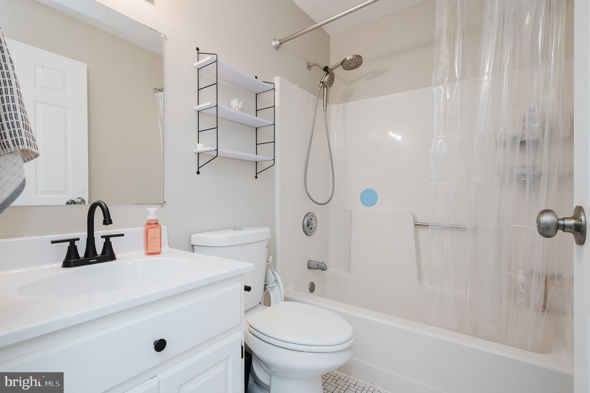 GREENBRIER HILLS - Residential