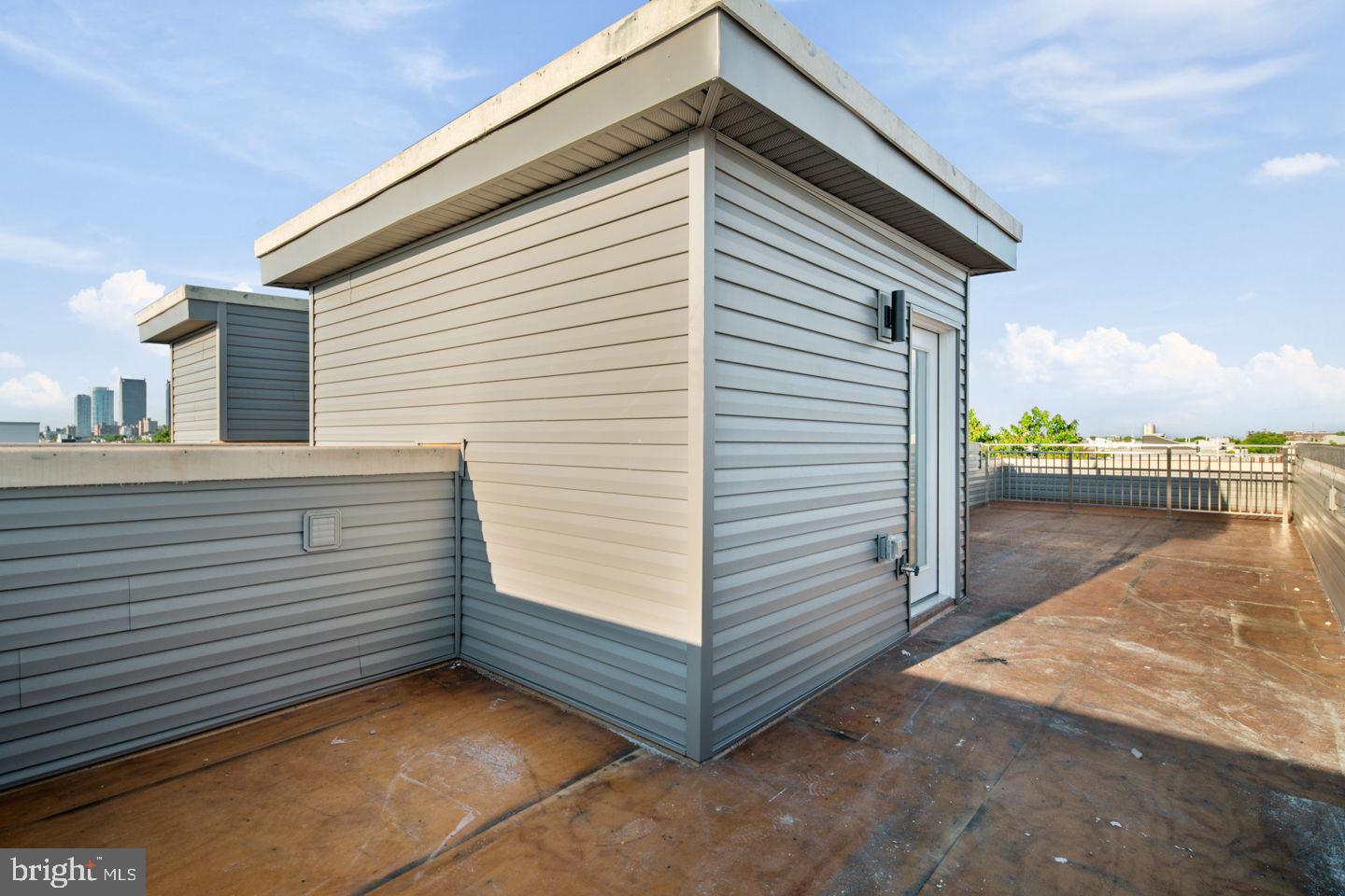 POINT BREEZE - Residential