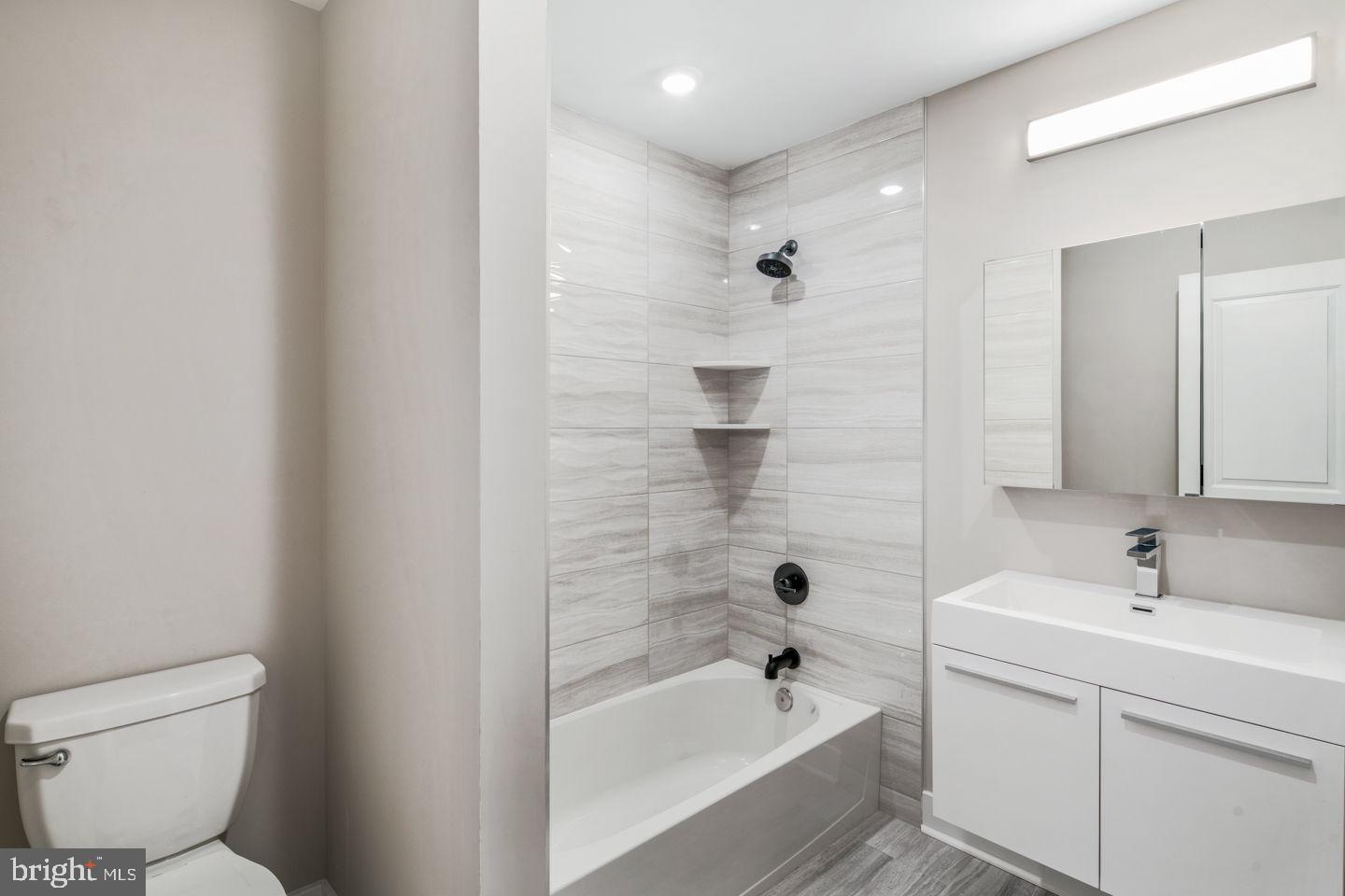 POINT BREEZE - Residential