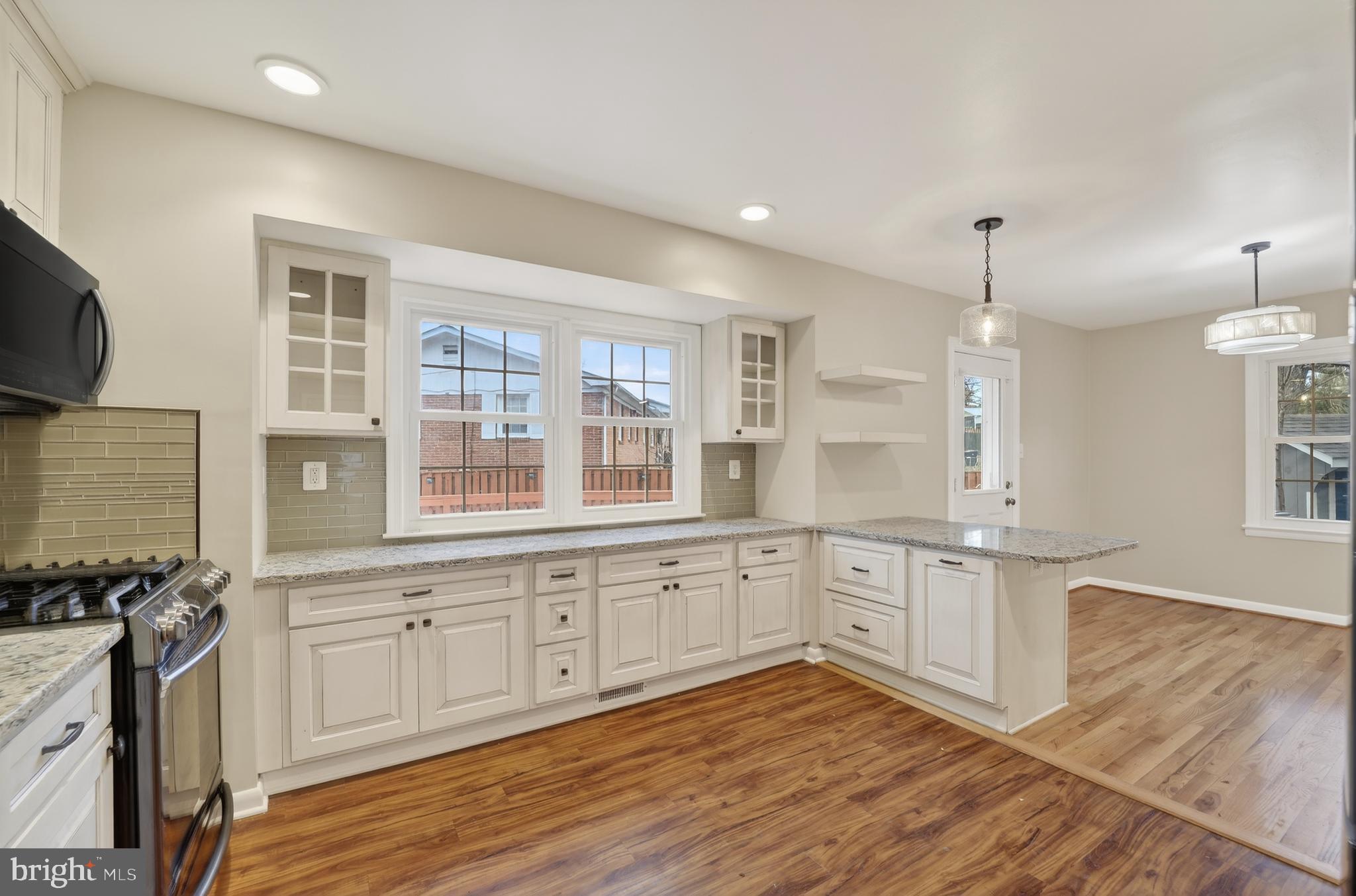 AUTH VILLAGE - Residential