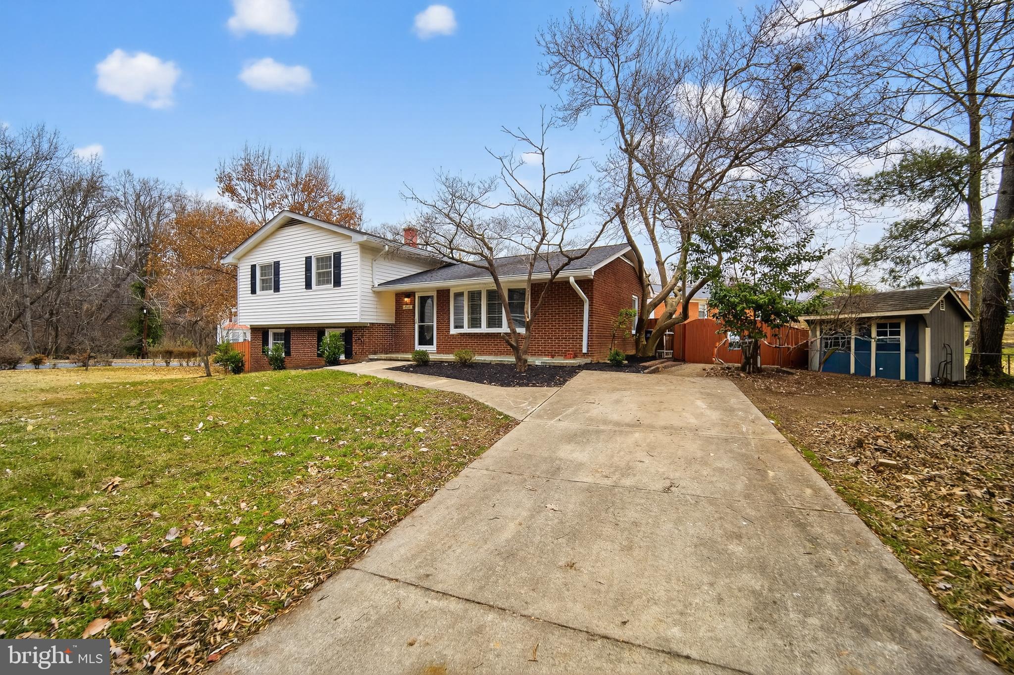 AUTH VILLAGE - Residential