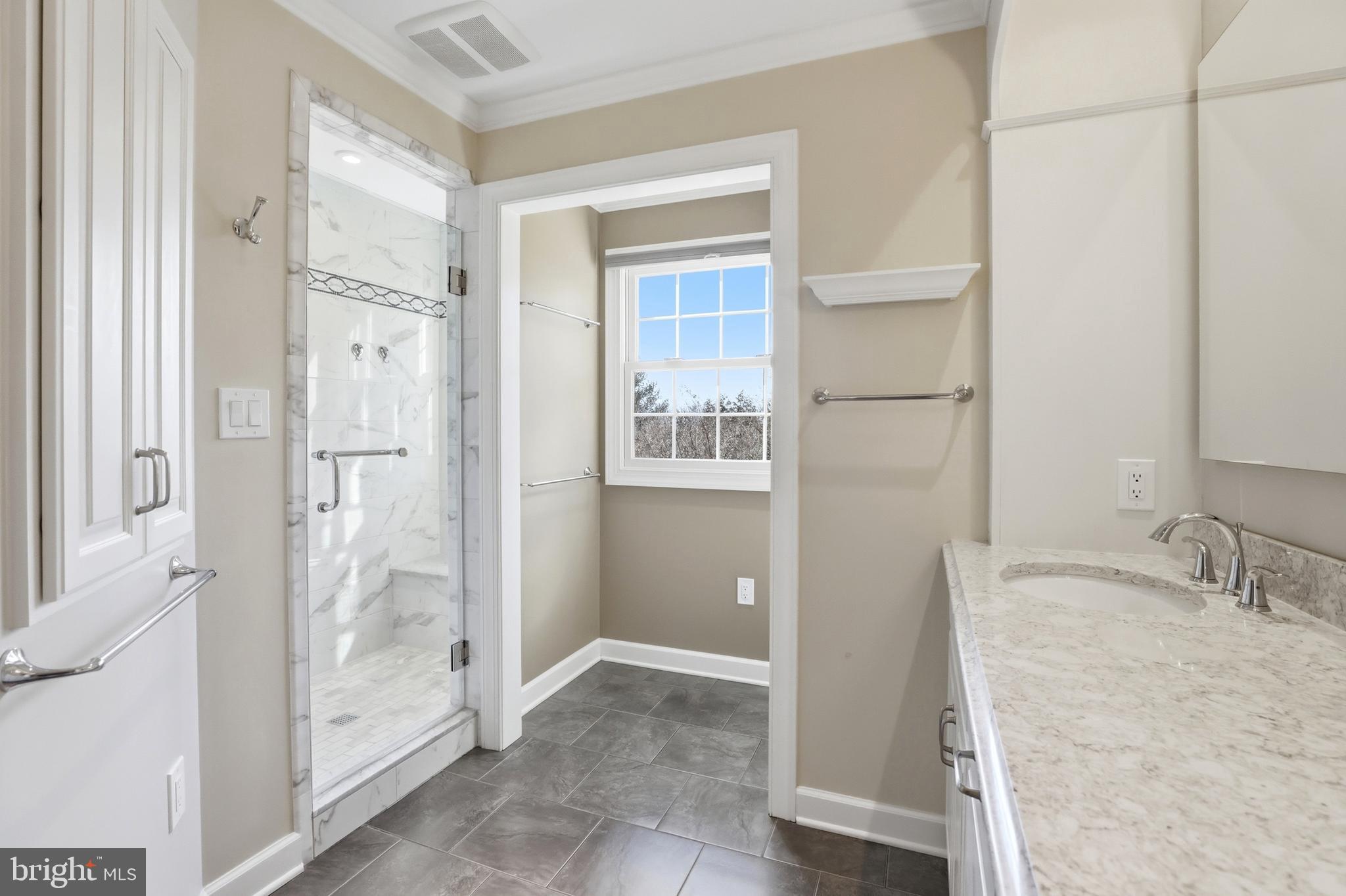 KINGS BRIDGE - Residential