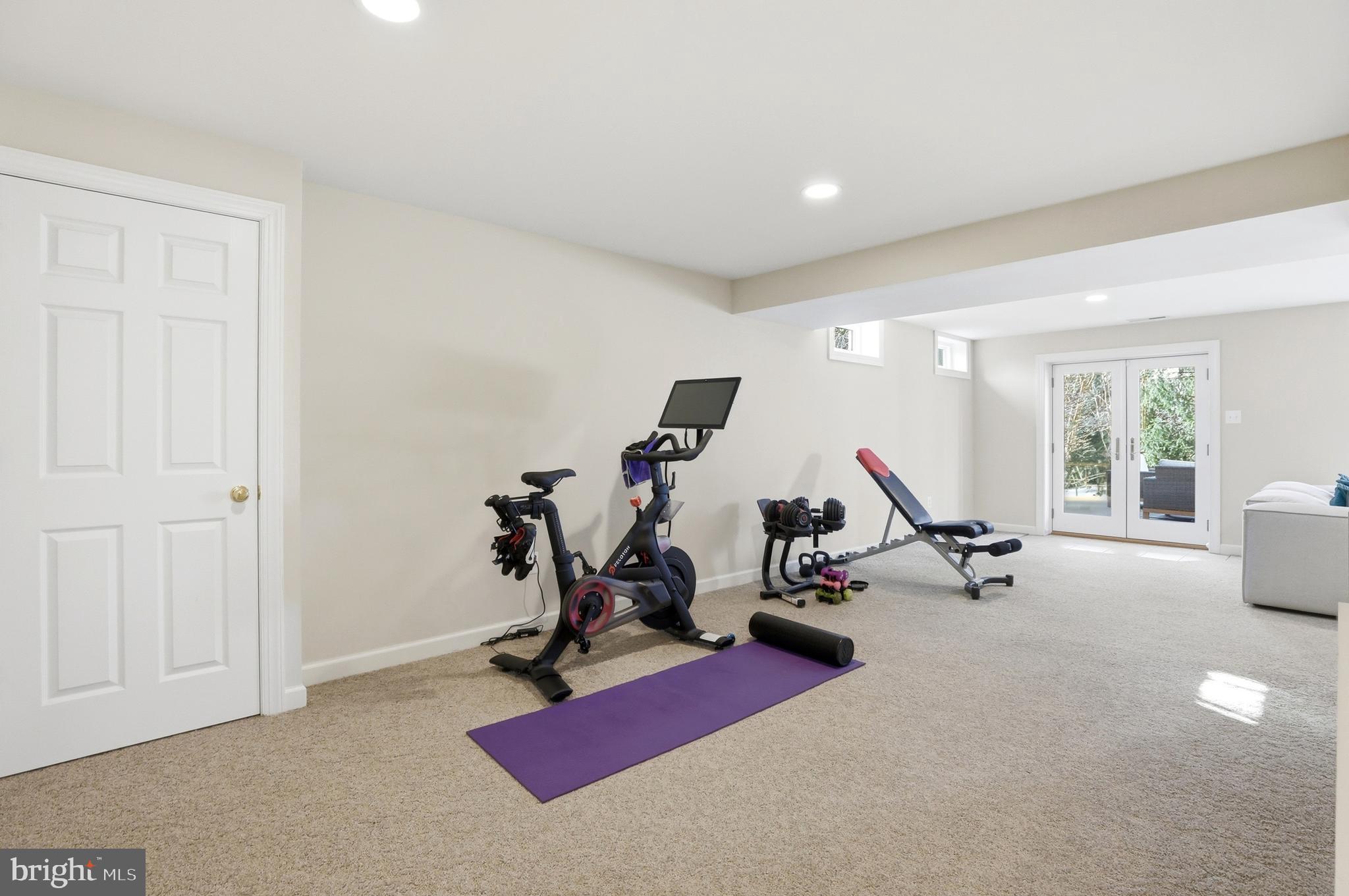 KINGS BRIDGE - Residential