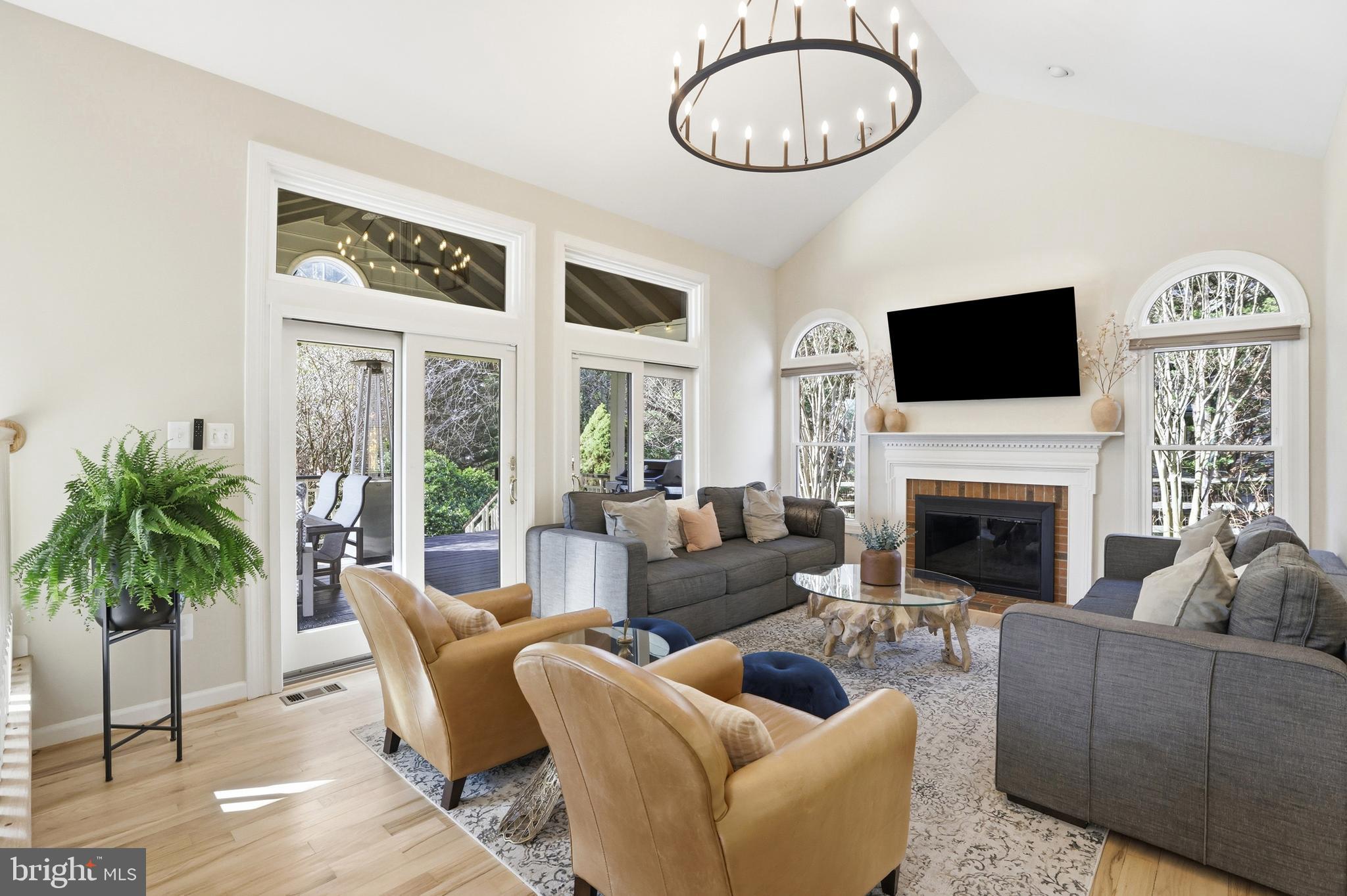 KINGS BRIDGE - Residential