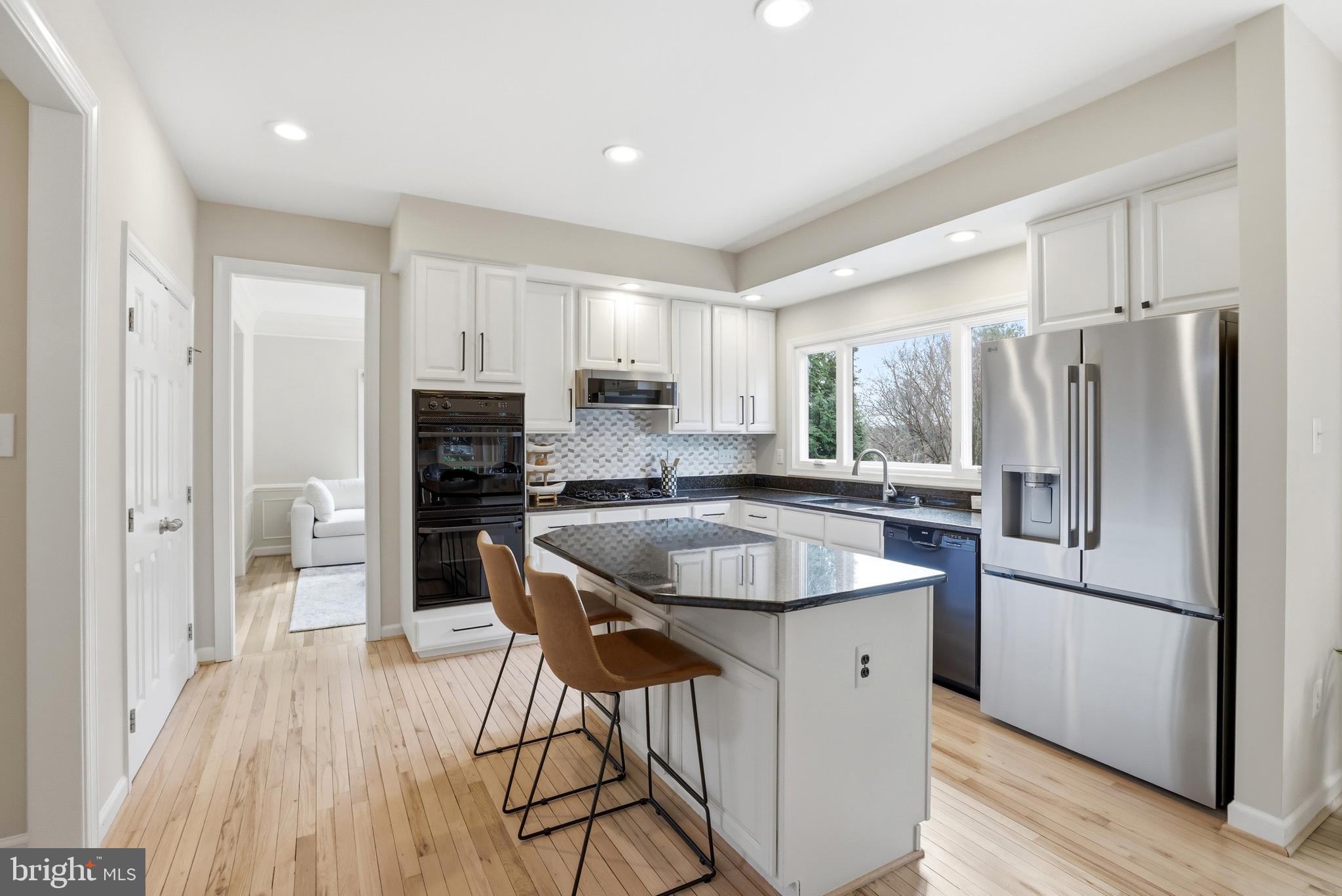 KINGS BRIDGE - Residential