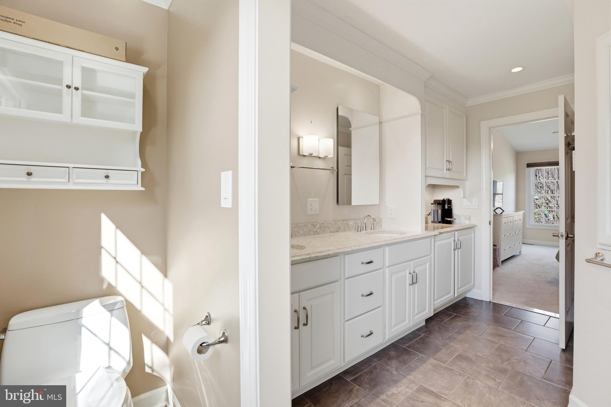 KINGS BRIDGE - Residential