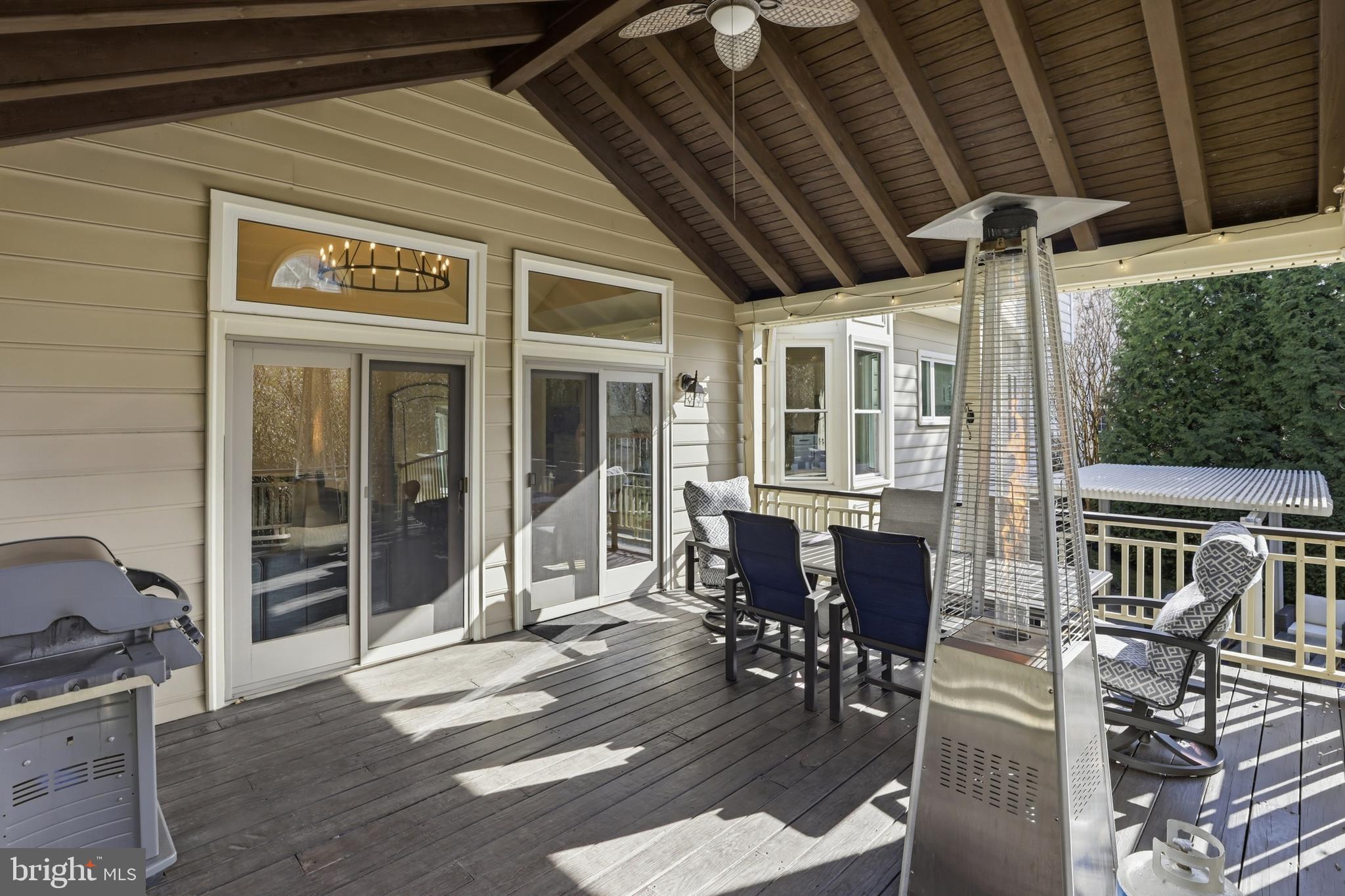 KINGS BRIDGE - Residential