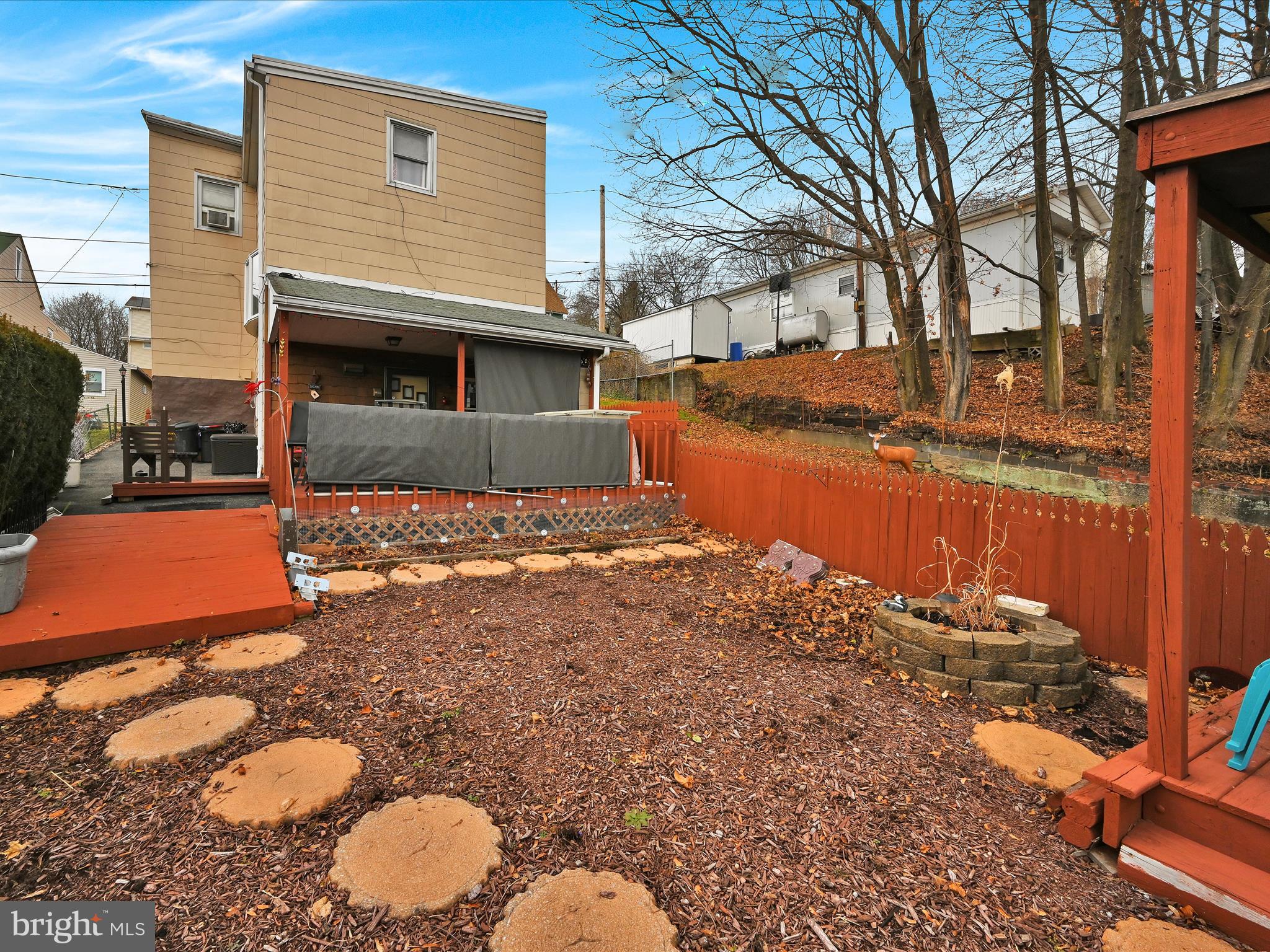 PORT CARBON - Residential