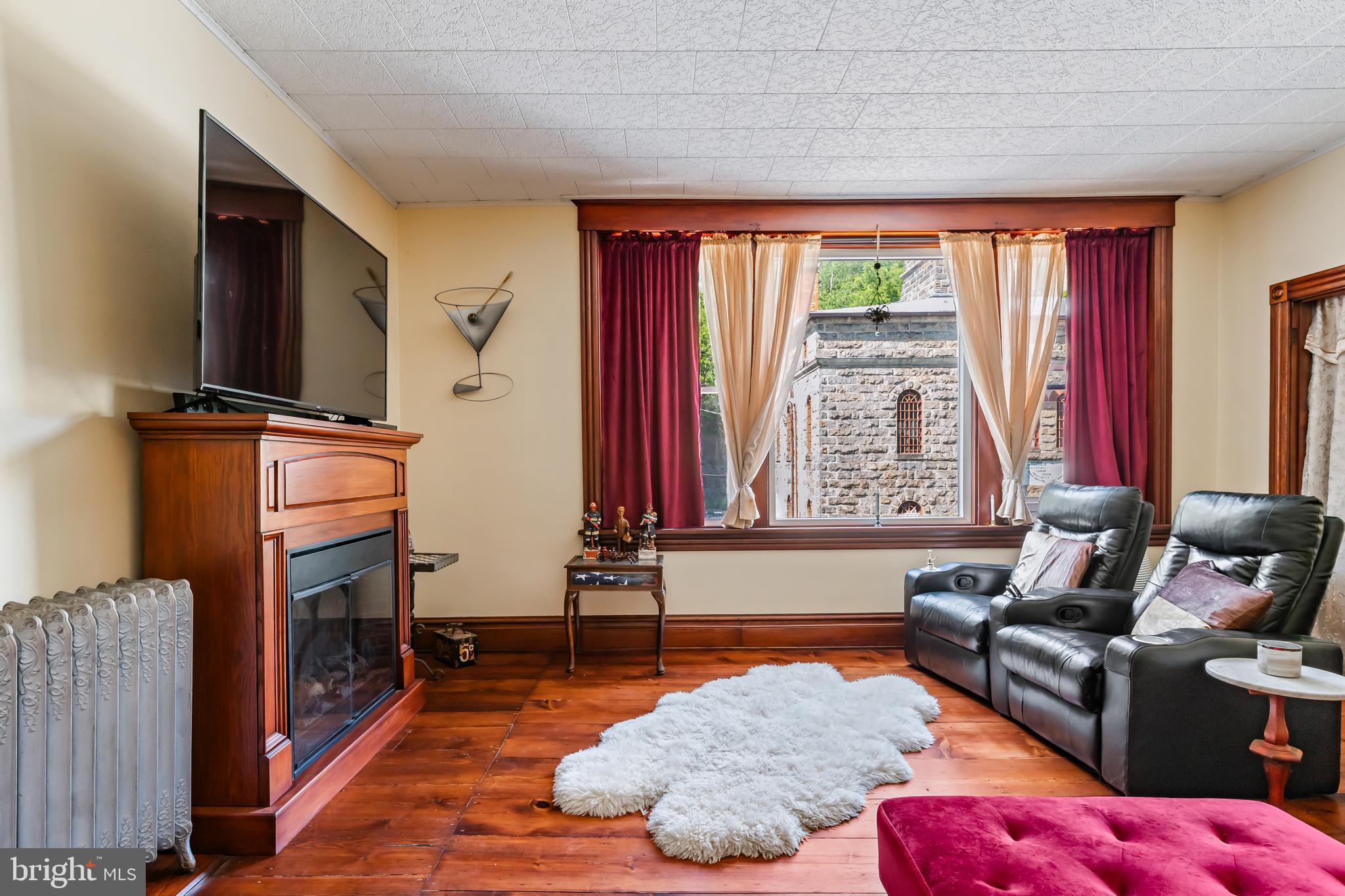 NONE AV AILBLE - Residential