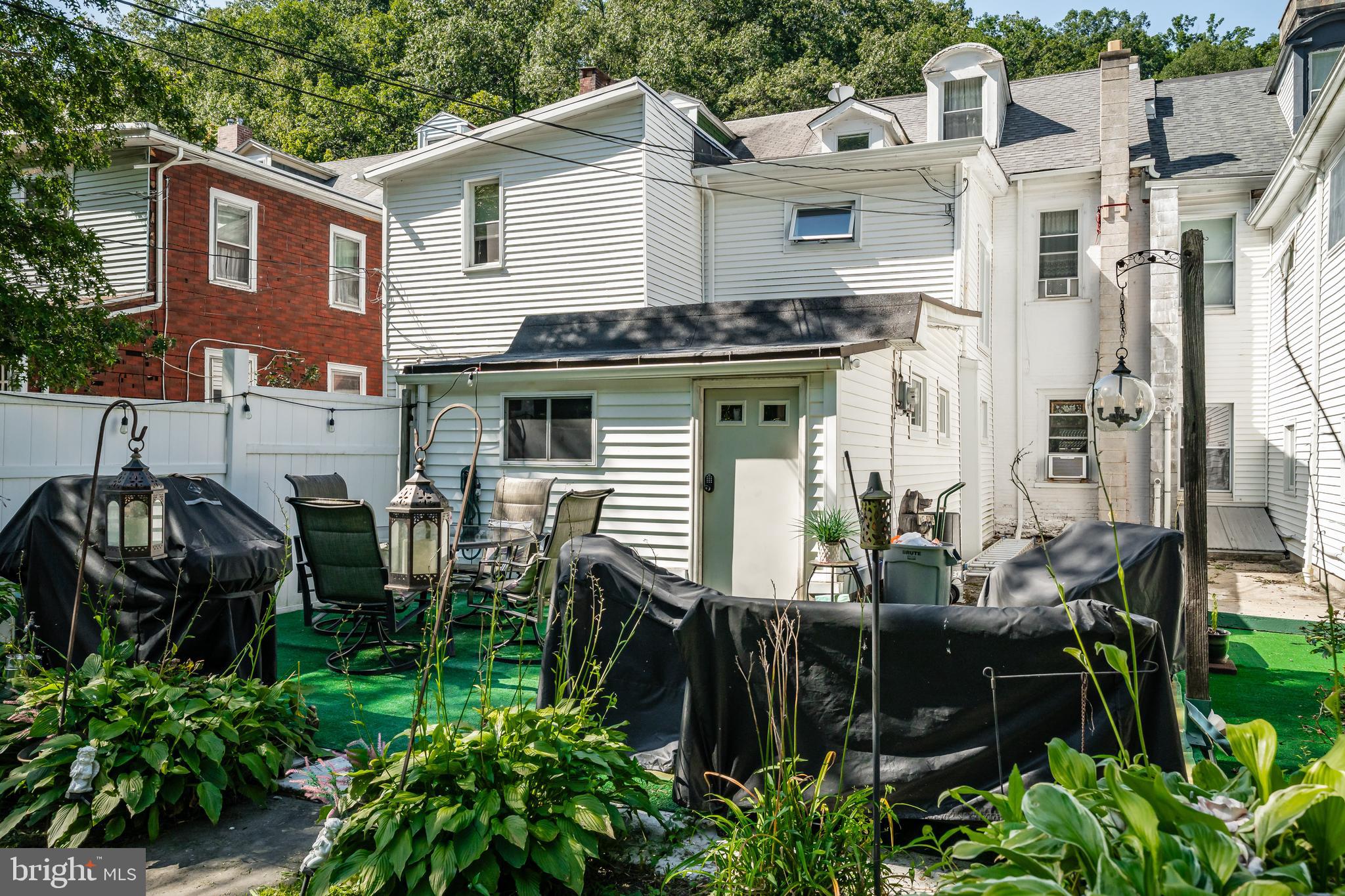 NONE AV AILBLE - Residential