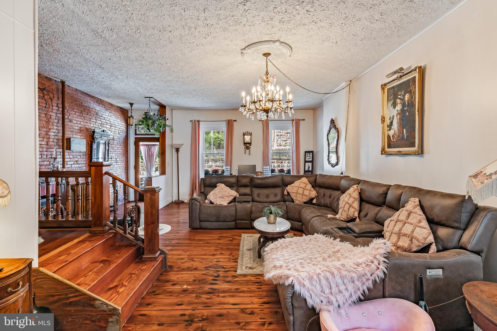 NONE AV AILBLE - Residential