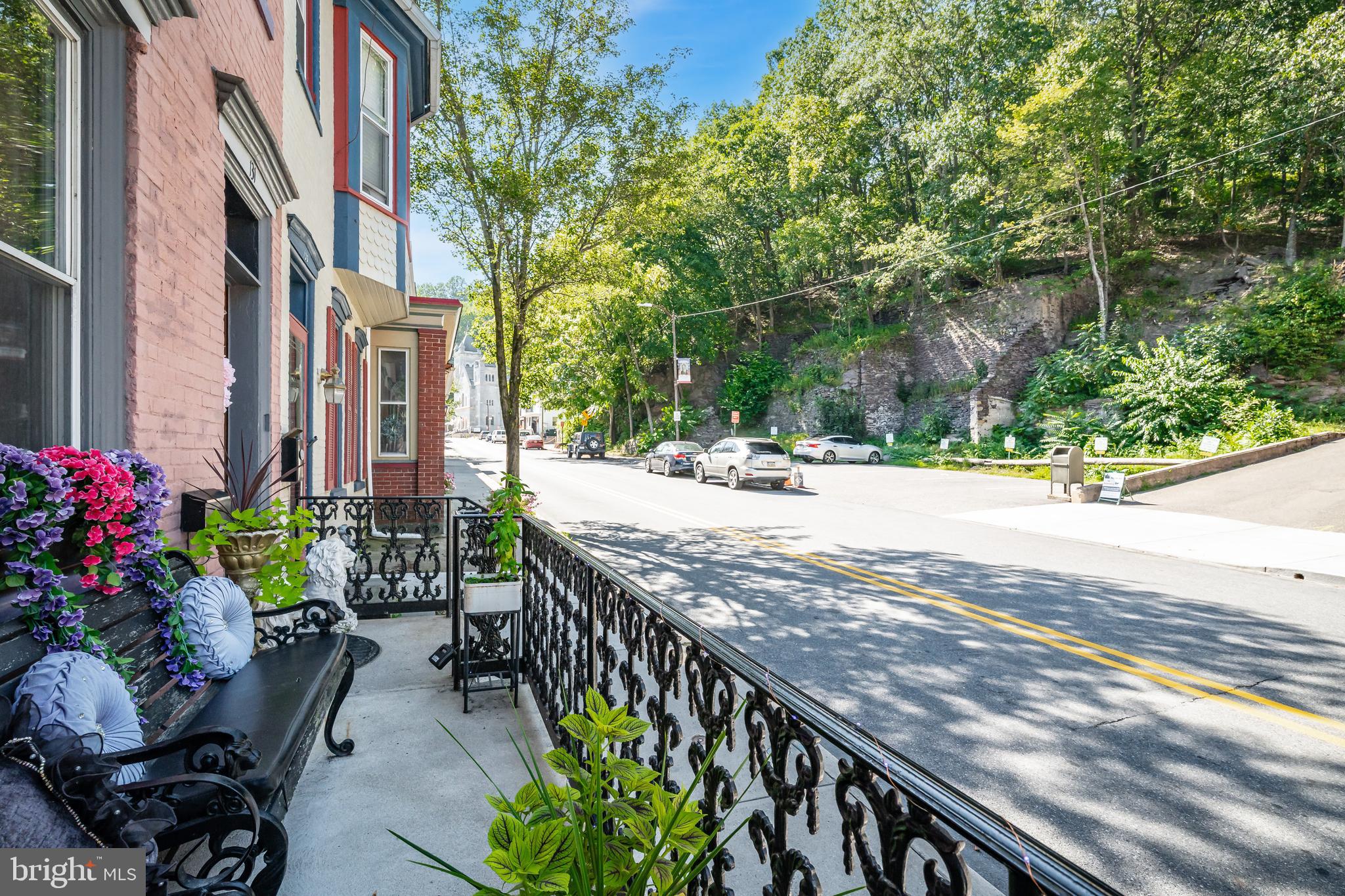 NONE AV AILBLE - Residential