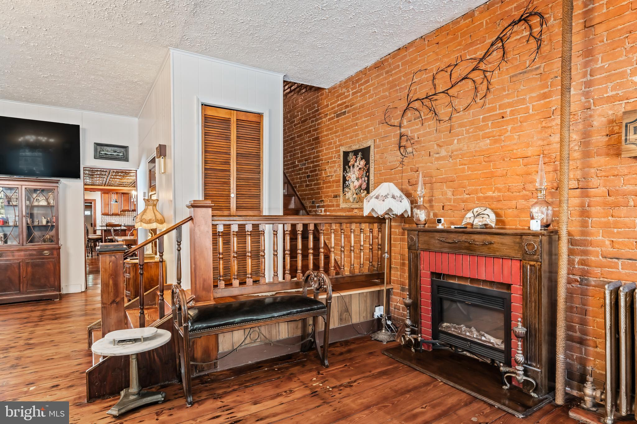 NONE AV AILBLE - Residential