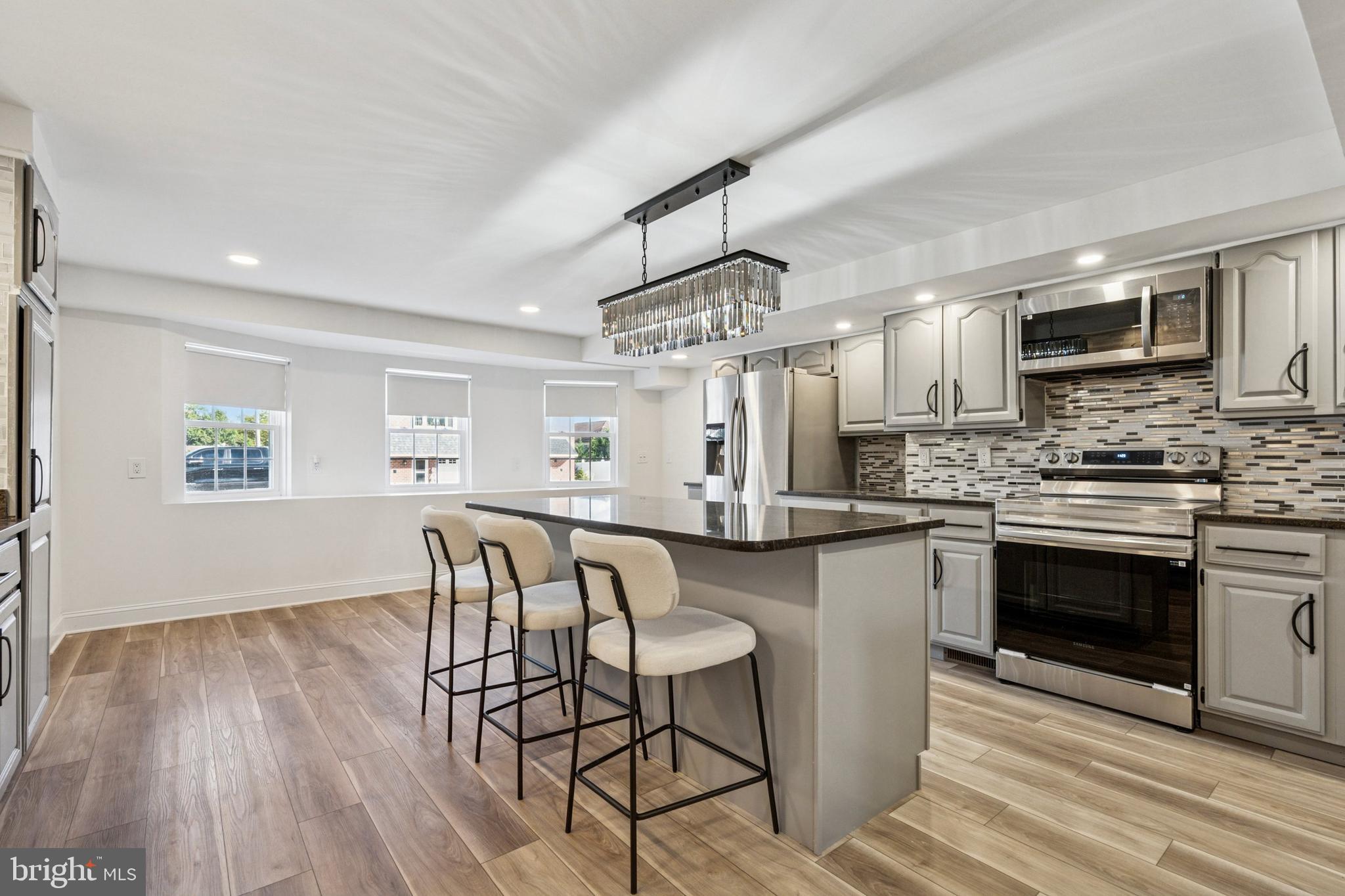 SOMERTON - Residential