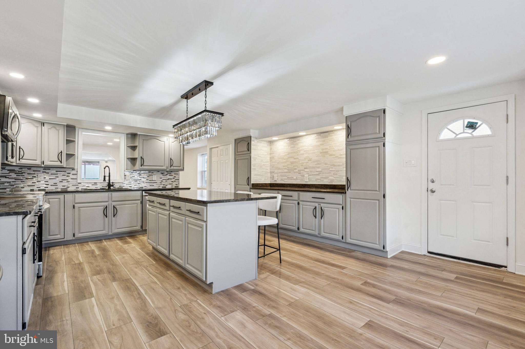 SOMERTON - Residential