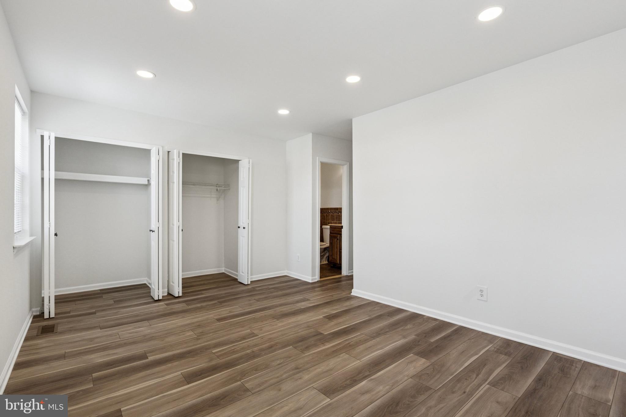 SOMERTON - Residential