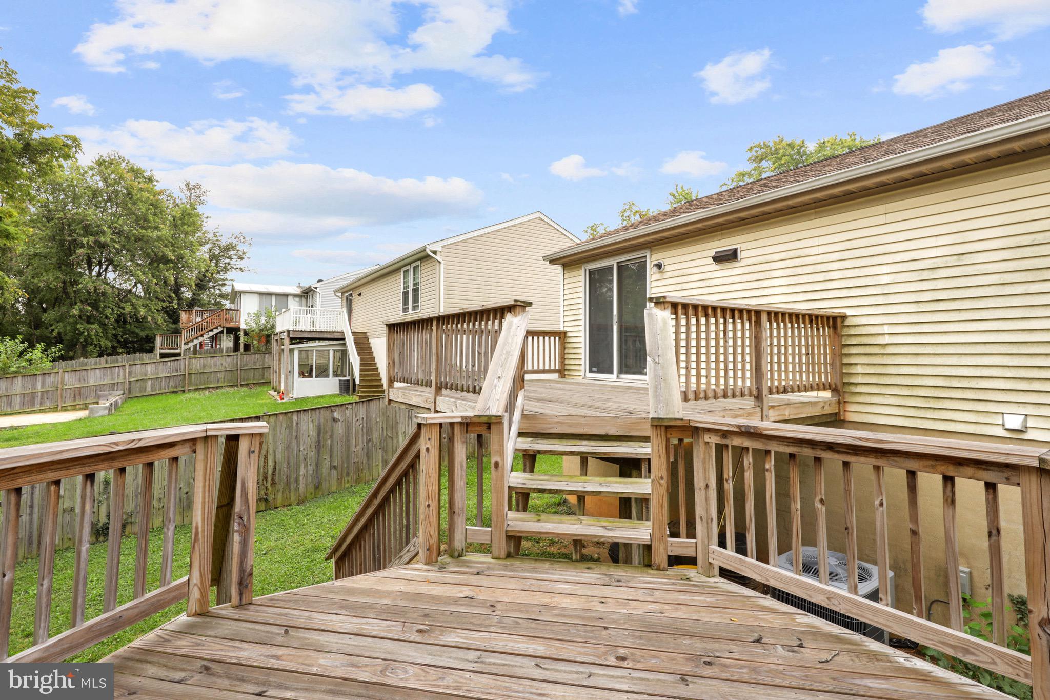 CATONSVILLE MANOR - Residential