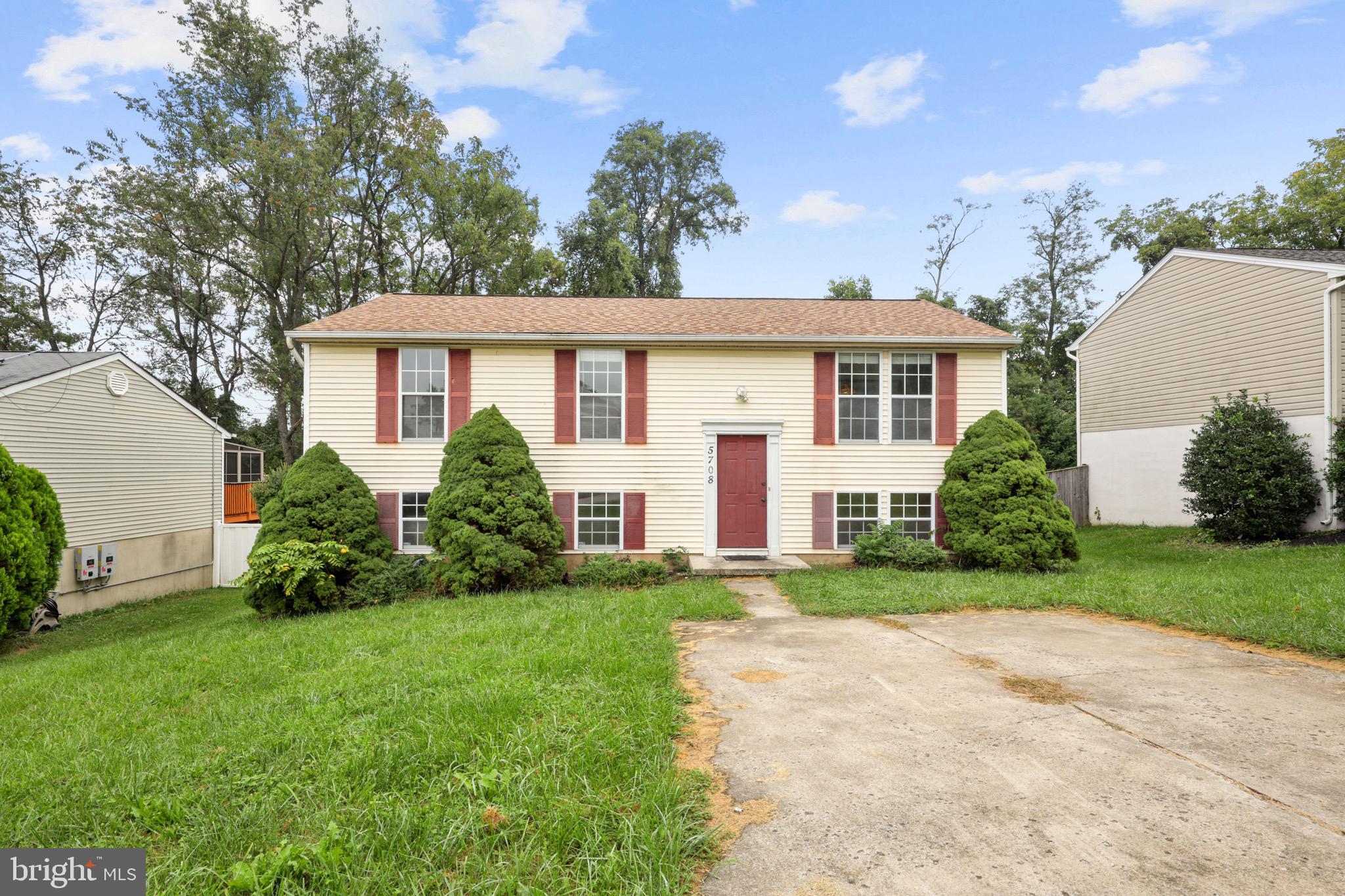 CATONSVILLE MANOR - Residential