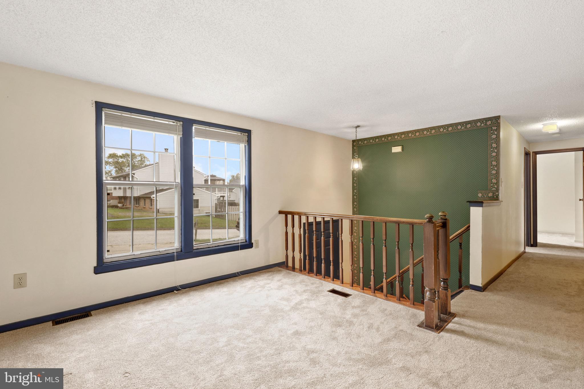 CATONSVILLE MANOR - Residential