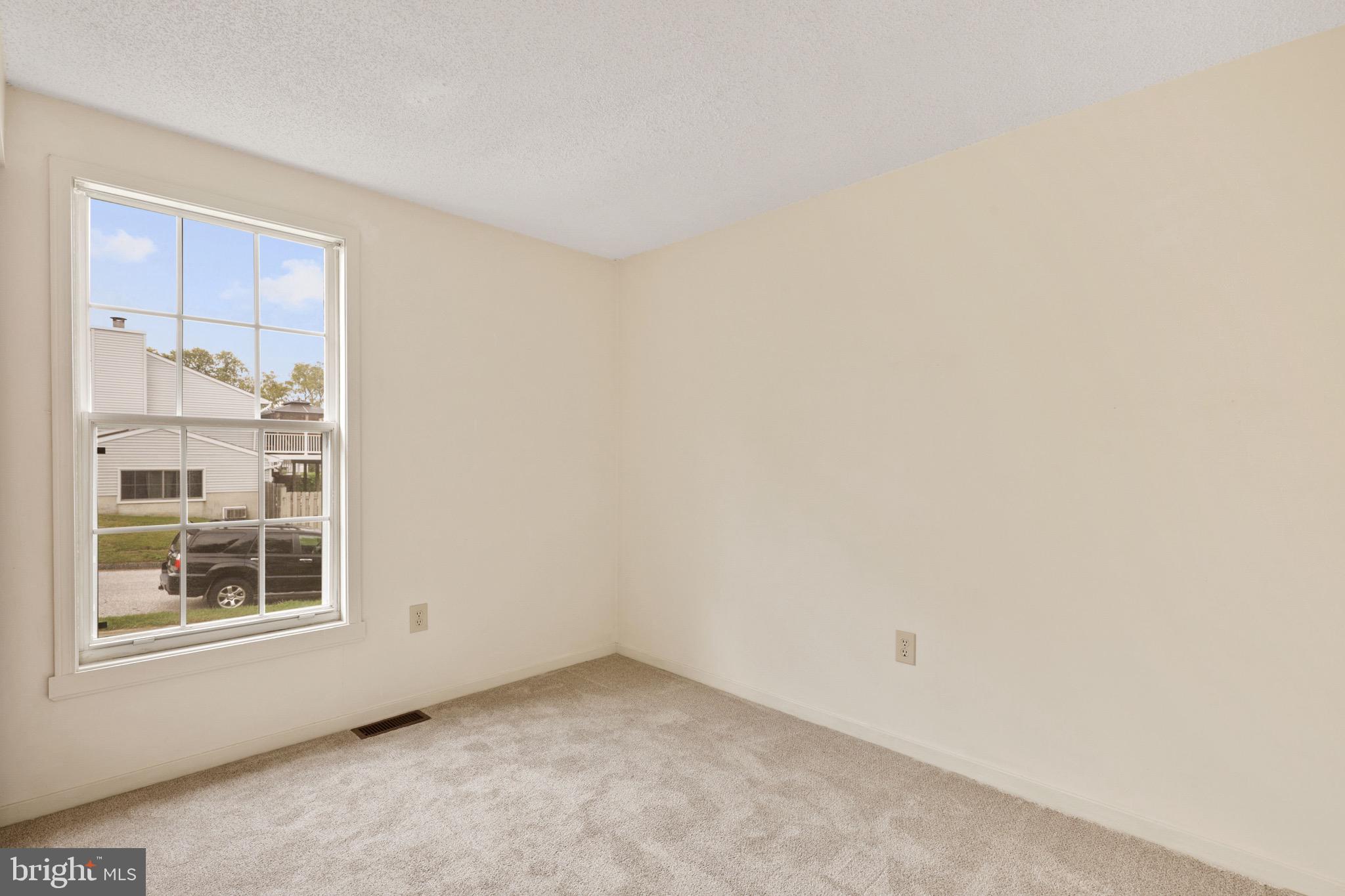 CATONSVILLE MANOR - Residential