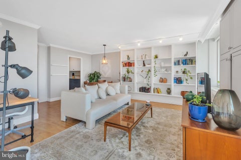 Condo For Rent - 604 S Washington Square #1209<br/> PHILADELPHIA, PA 19106