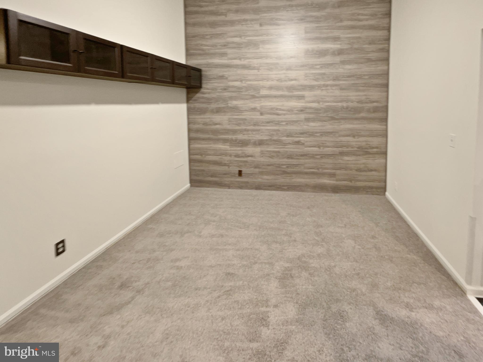 KINGSTOWNE - Residential