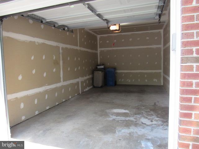 GREEN HILLS - Residential