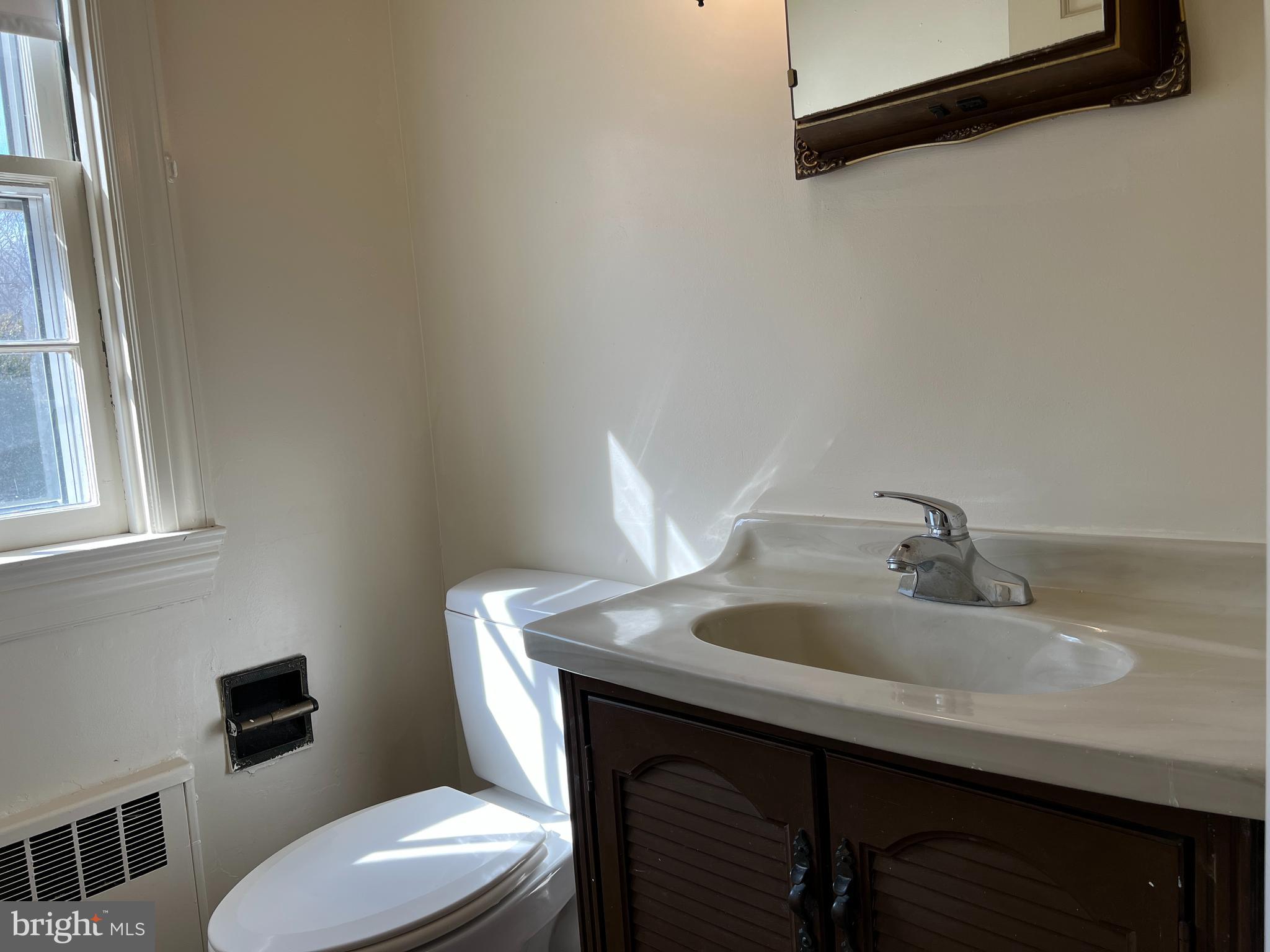 MARSHALL, VA - Residential Lease