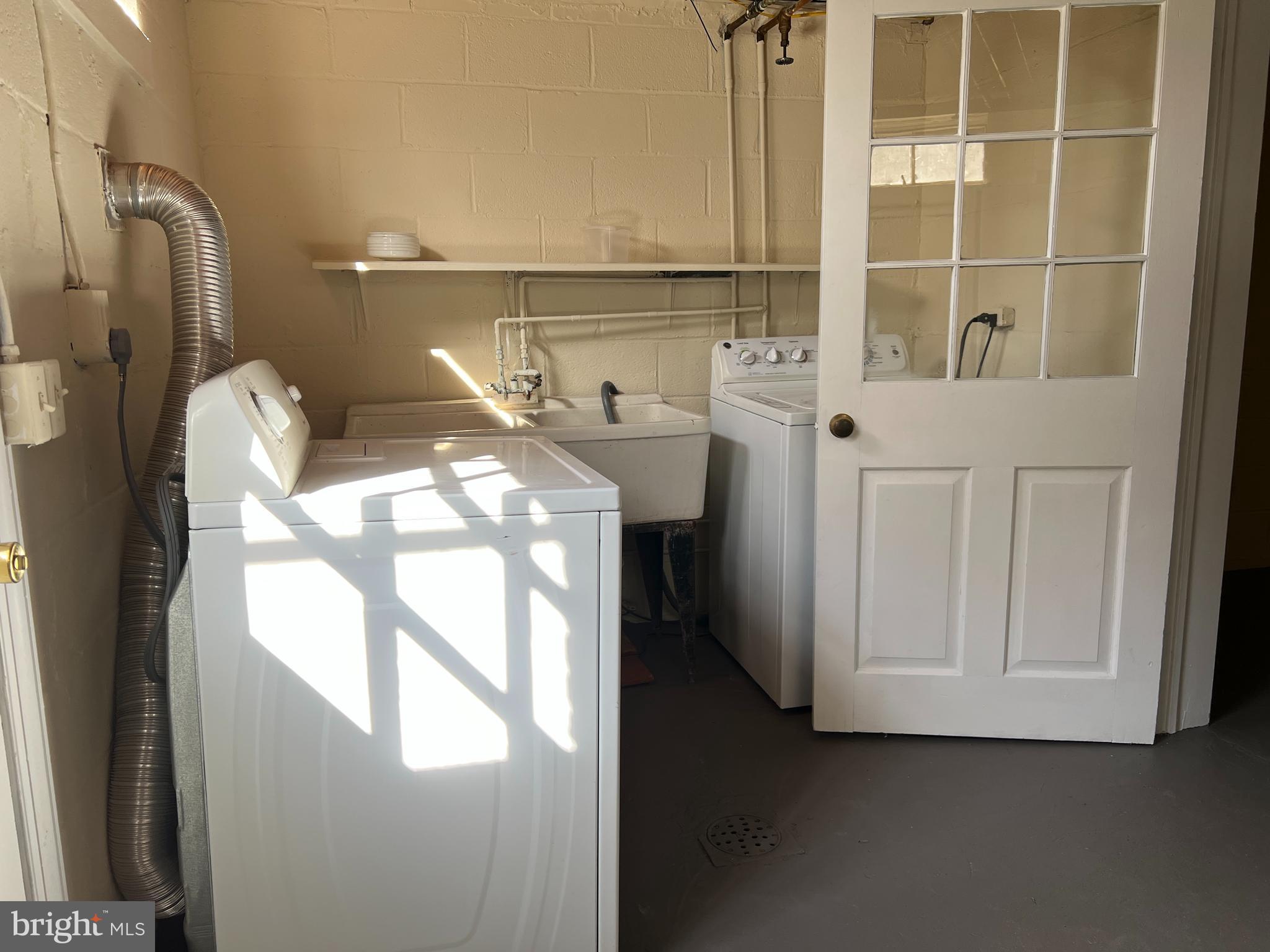 MARSHALL, VA - Residential Lease