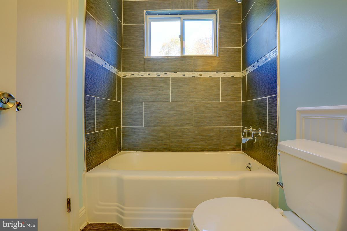 TOLLGATE - Residential