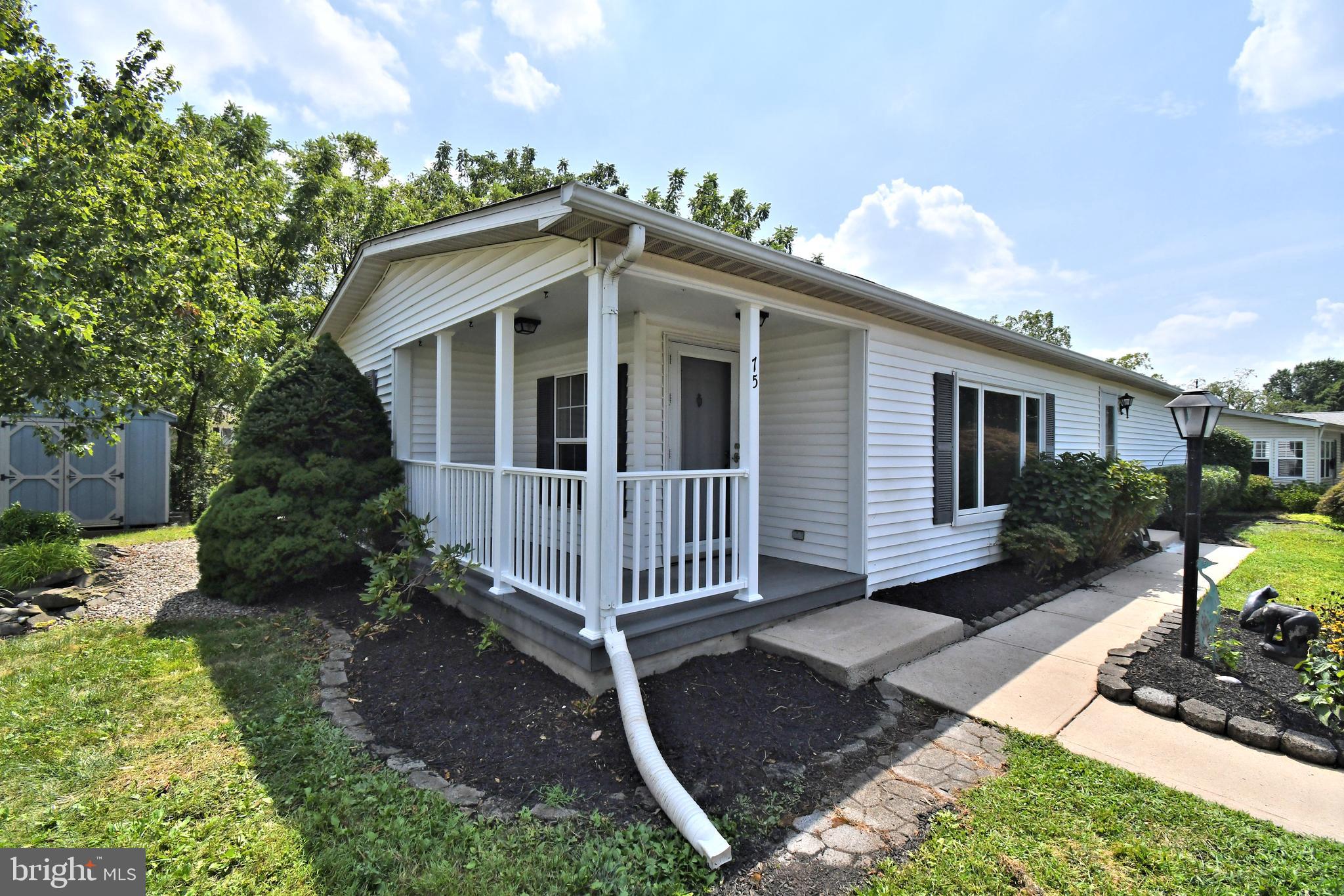 75 WOOD HOLLOW DRIVE