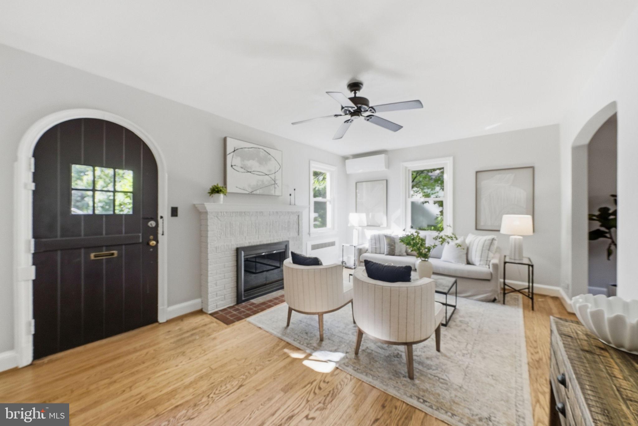1102 MERWOOD DRIVE