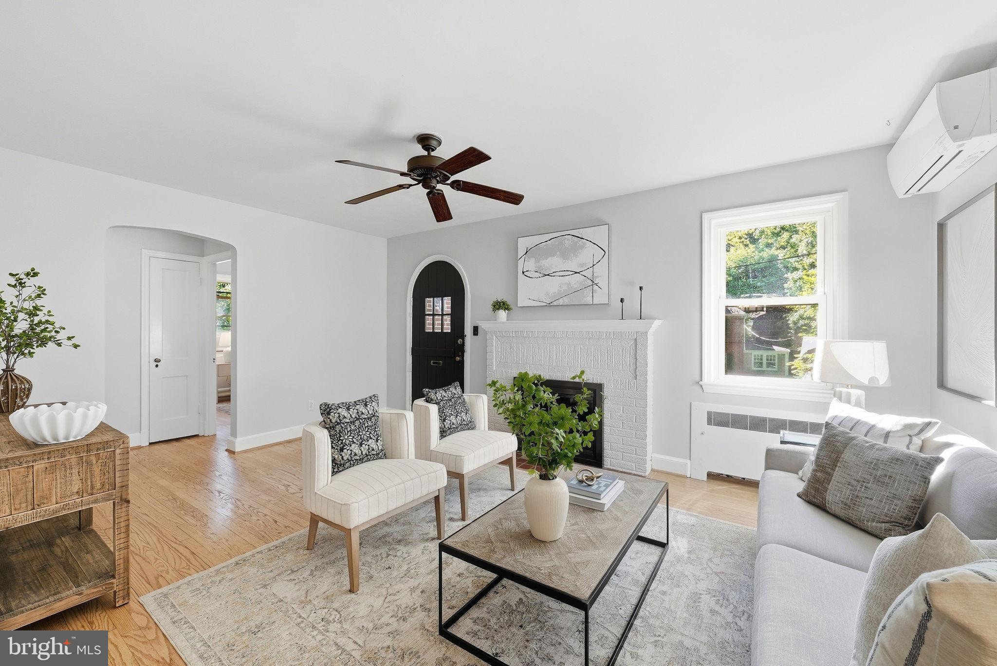 1102 MERWOOD DRIVE