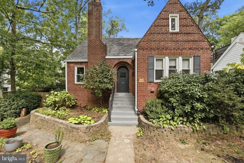 Homes For Sale - 1102 Merwood Drive<br/> Montgomery County, TAKOMA PARK, MD 20912