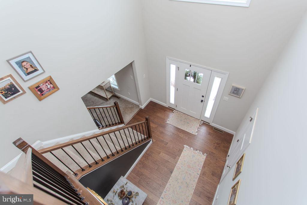 VILLAGE GREEN - Residential