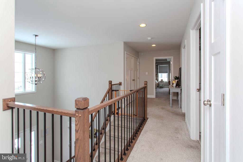 VILLAGE GREEN - Residential