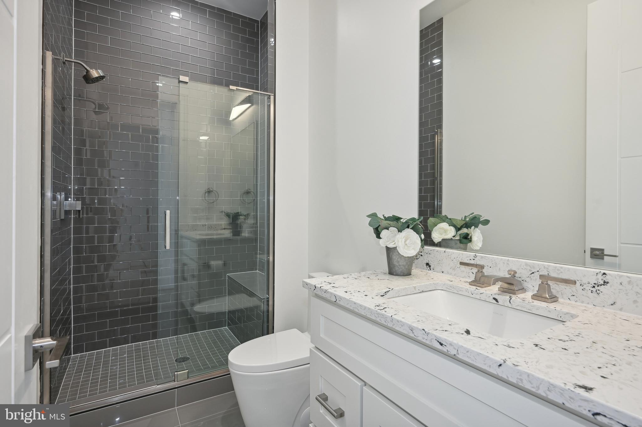 RUCKERS LANGLEY - Residential