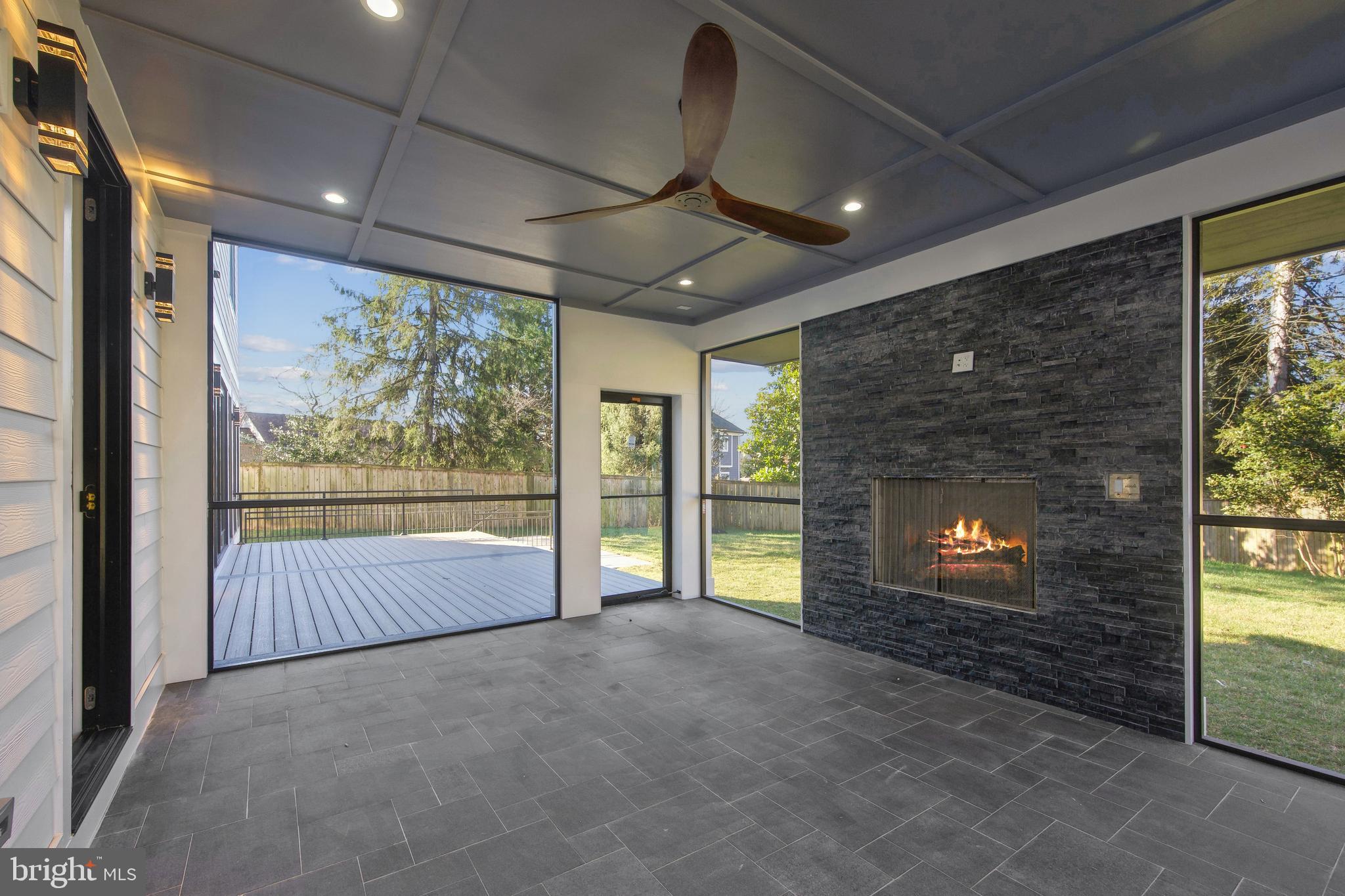 RUCKERS LANGLEY - Residential