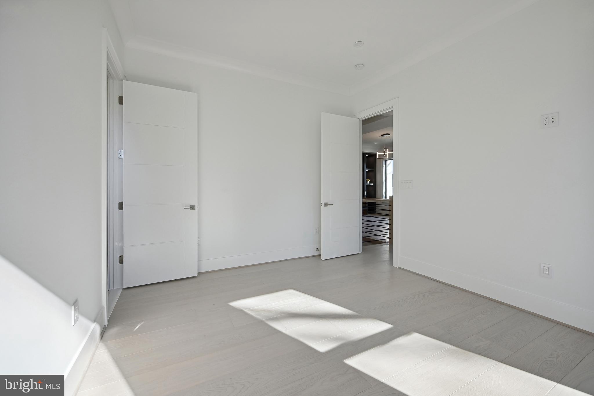 RUCKERS LANGLEY - Residential