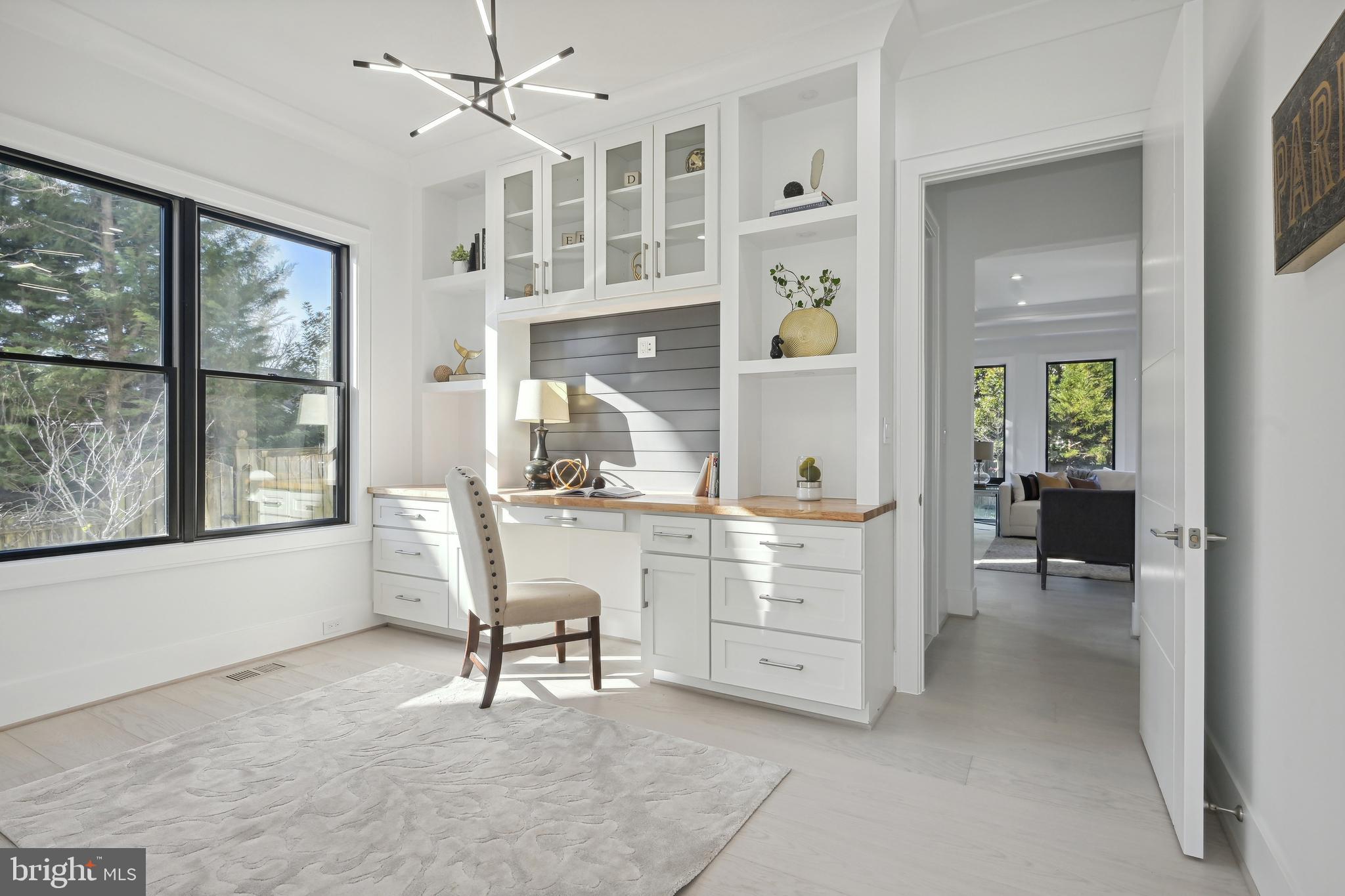 RUCKERS LANGLEY - Residential