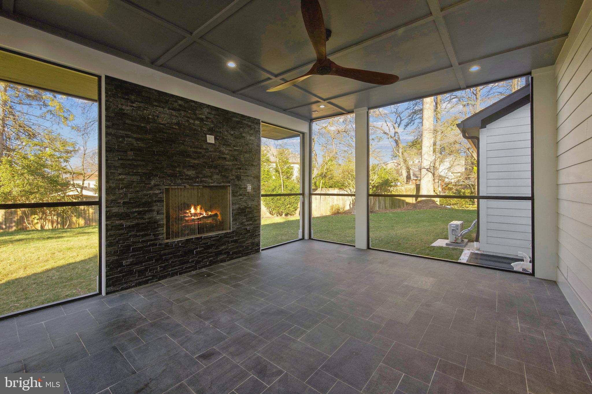 RUCKERS LANGLEY - Residential