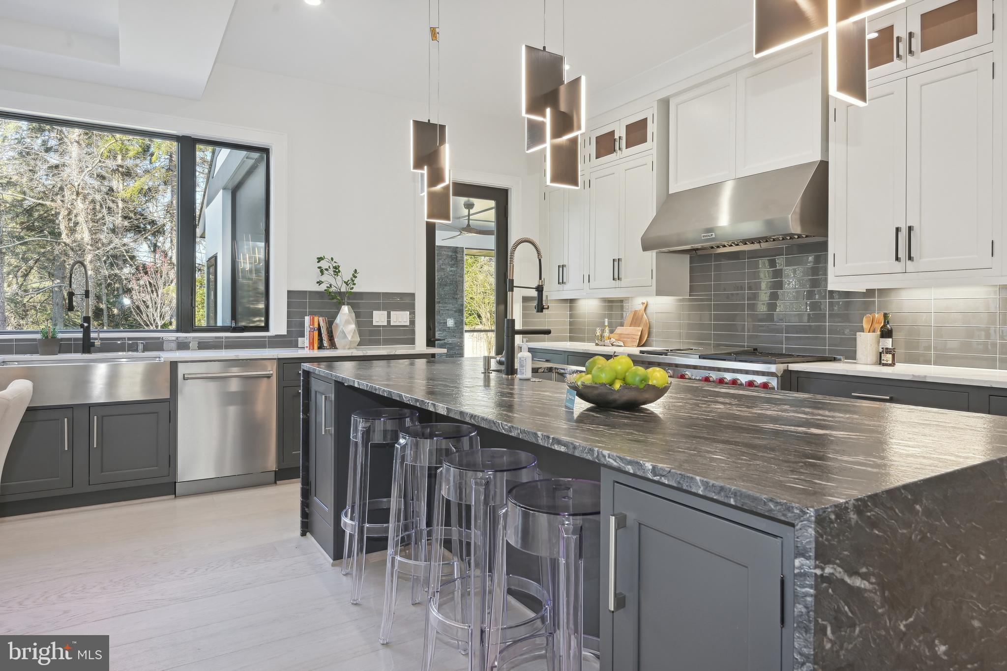 RUCKERS LANGLEY - Residential