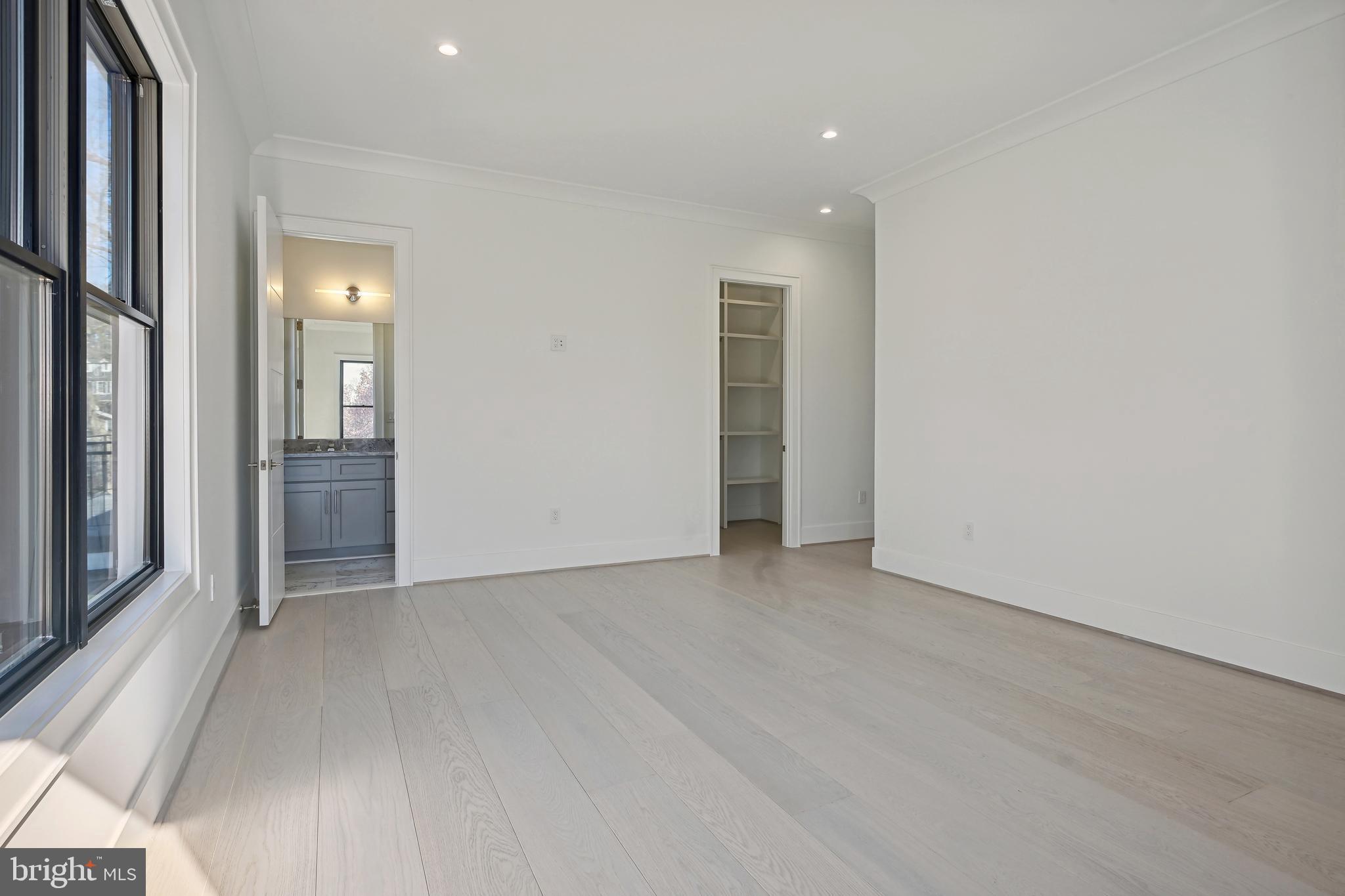 RUCKERS LANGLEY - Residential