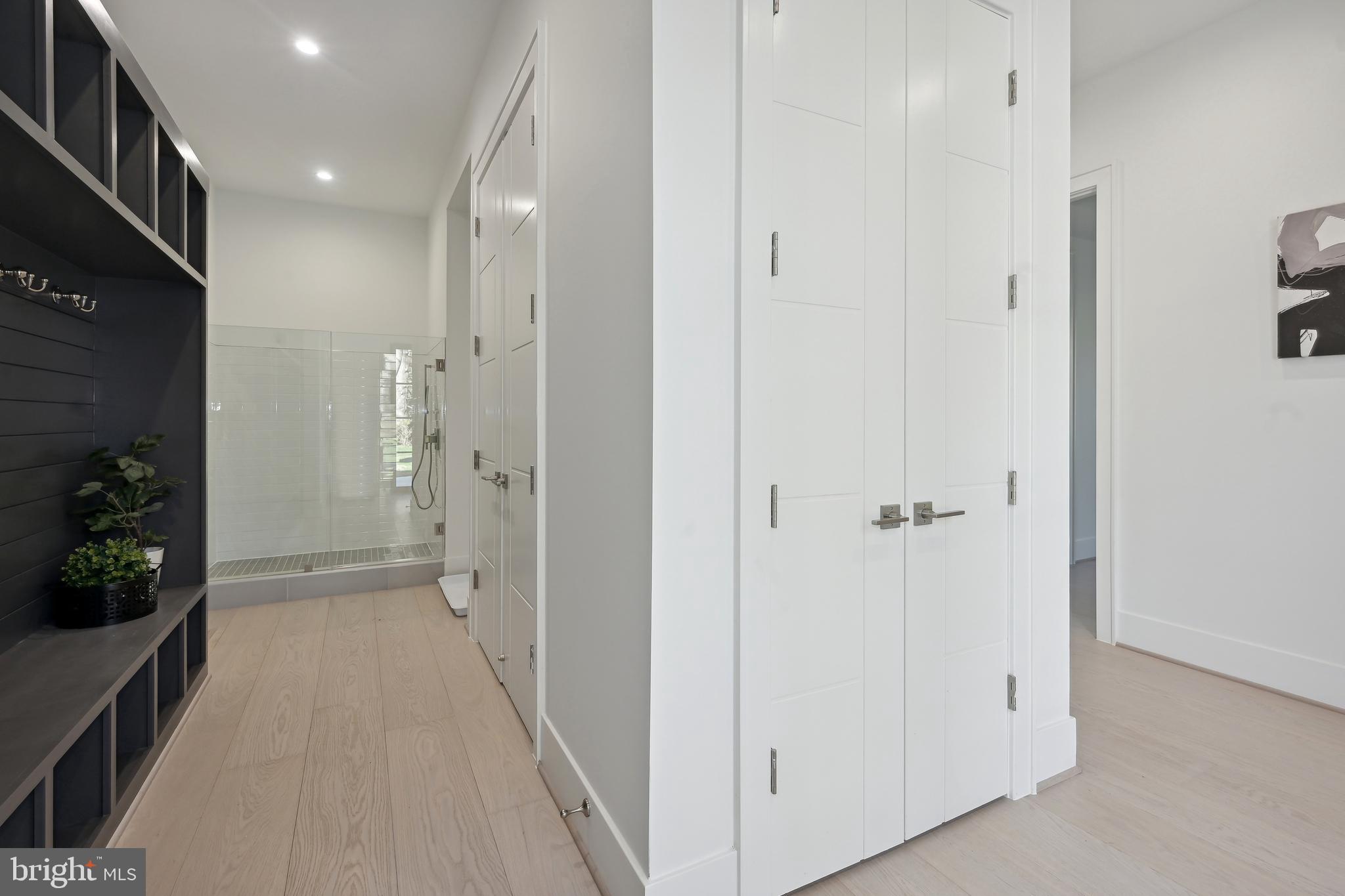 RUCKERS LANGLEY - Residential