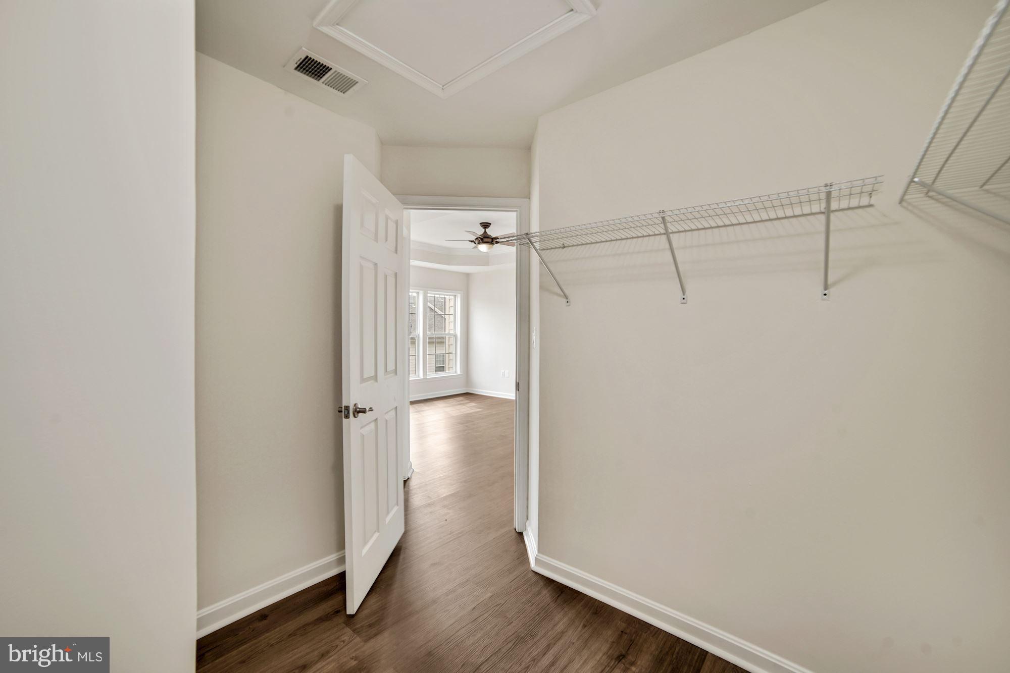 SULLY MANOR - Residential