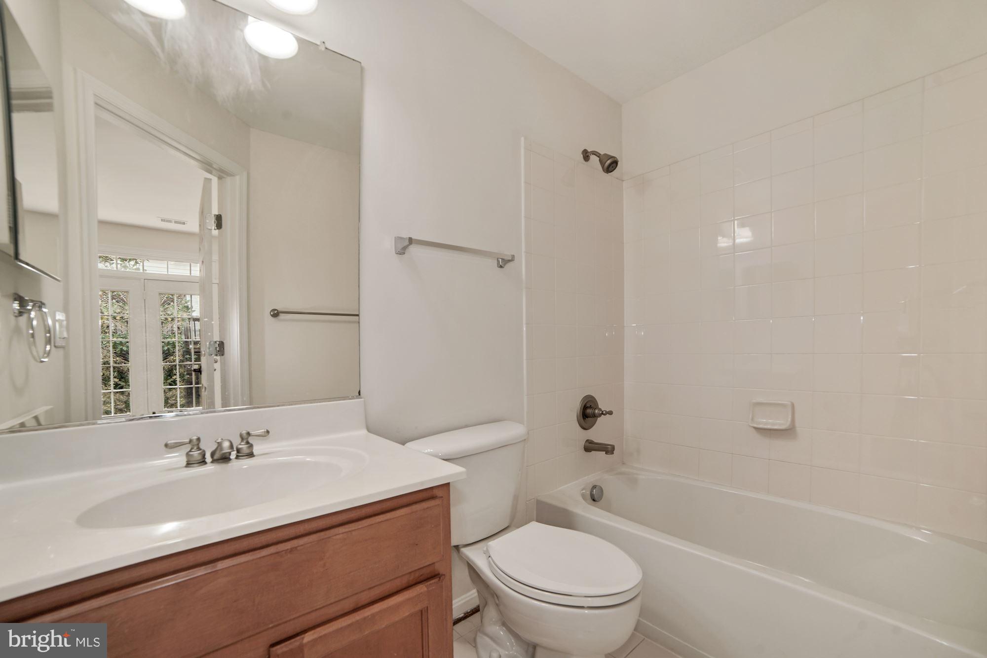 SULLY MANOR - Residential