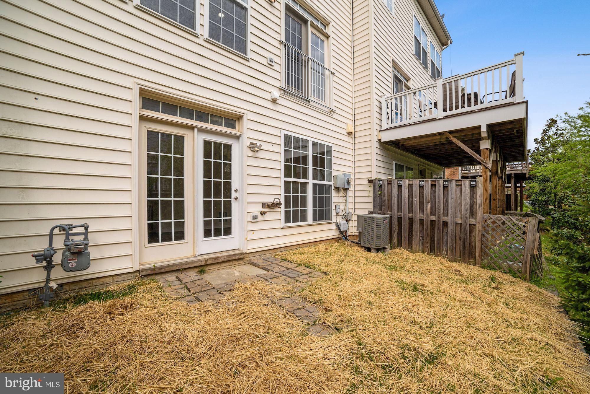 SULLY MANOR - Residential